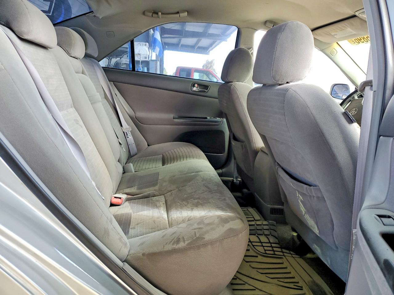 2005 Toyota Camry Le Серебряный vin: 4T1BE30K25U969565