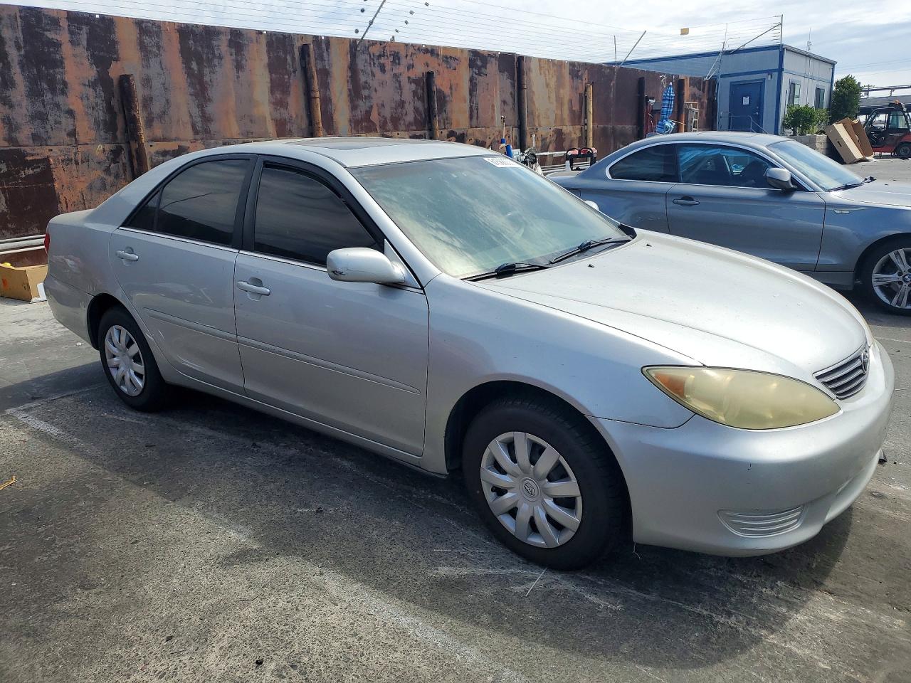 2006 Toyota Camry Le Серебряный vin: 4T1BE30K26U669252