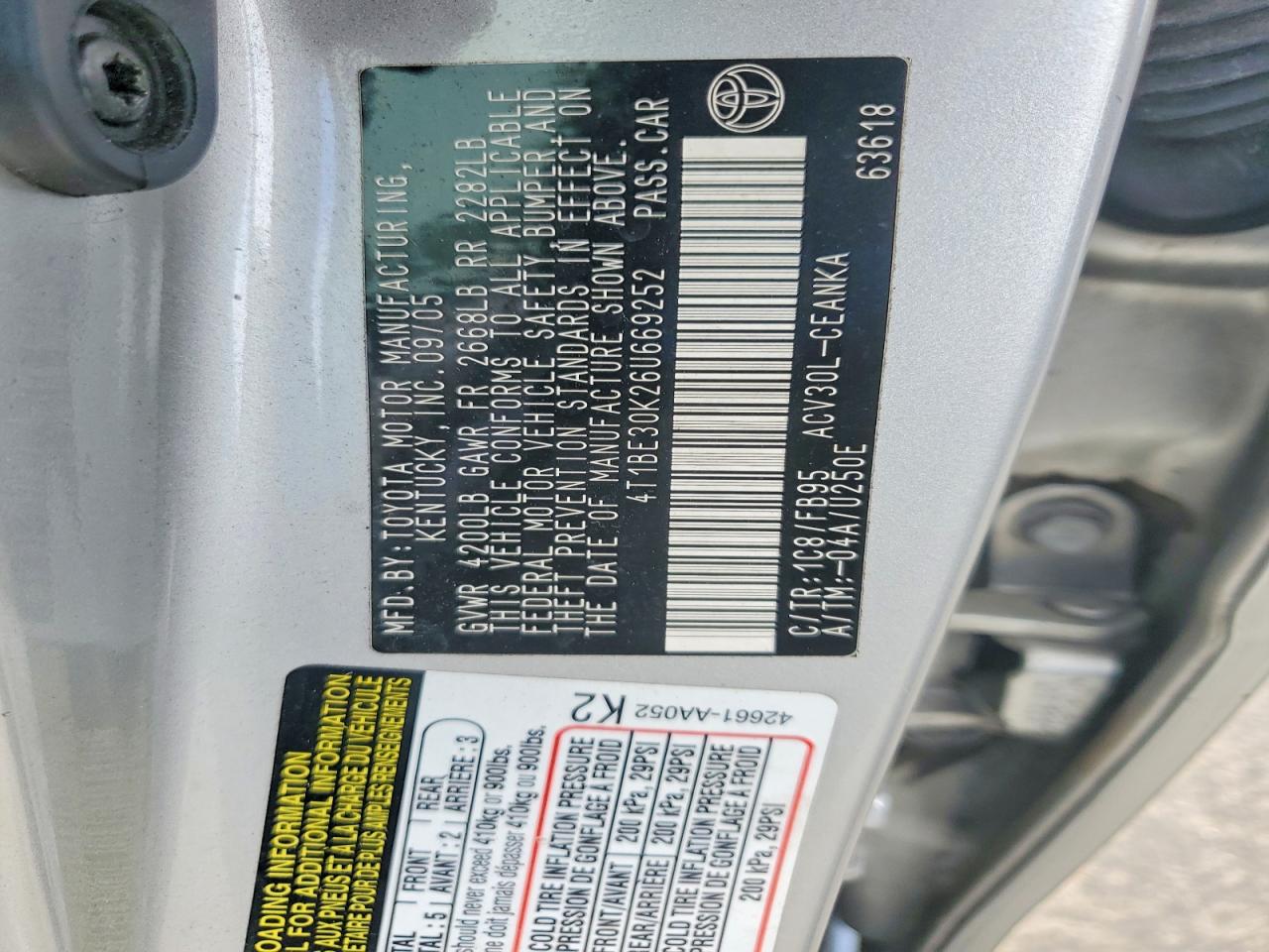 2006 Toyota Camry Le Серебряный vin: 4T1BE30K26U669252