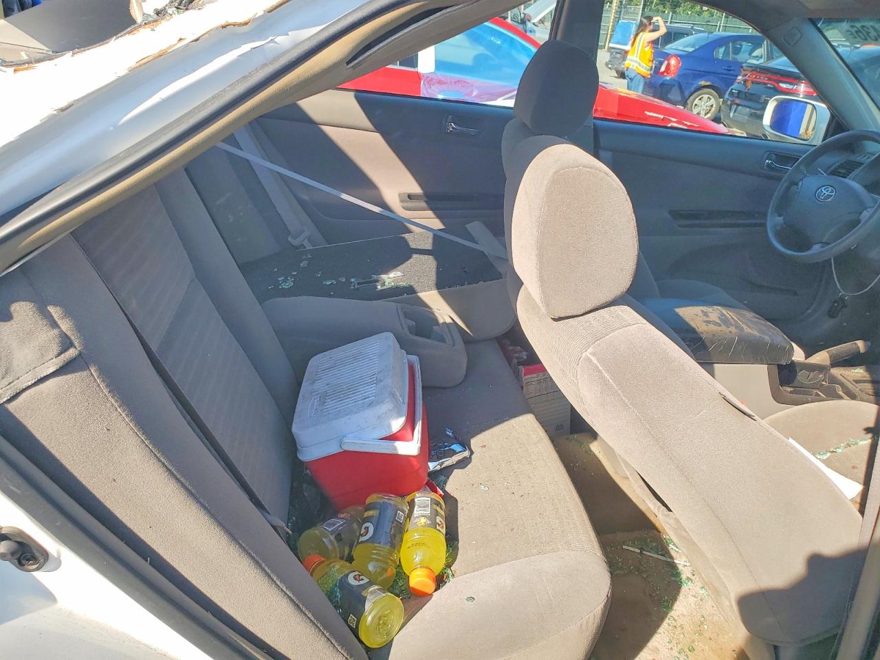 2006 Toyota Camry Le White vin: 4T1BE30K26U743575