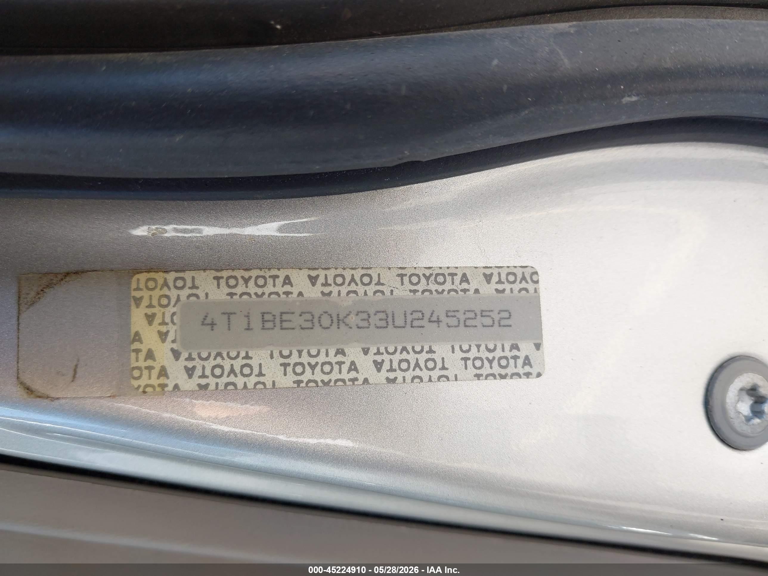2003 Toyota Camry Xle Silver vin: 4T1BE30K33U245252