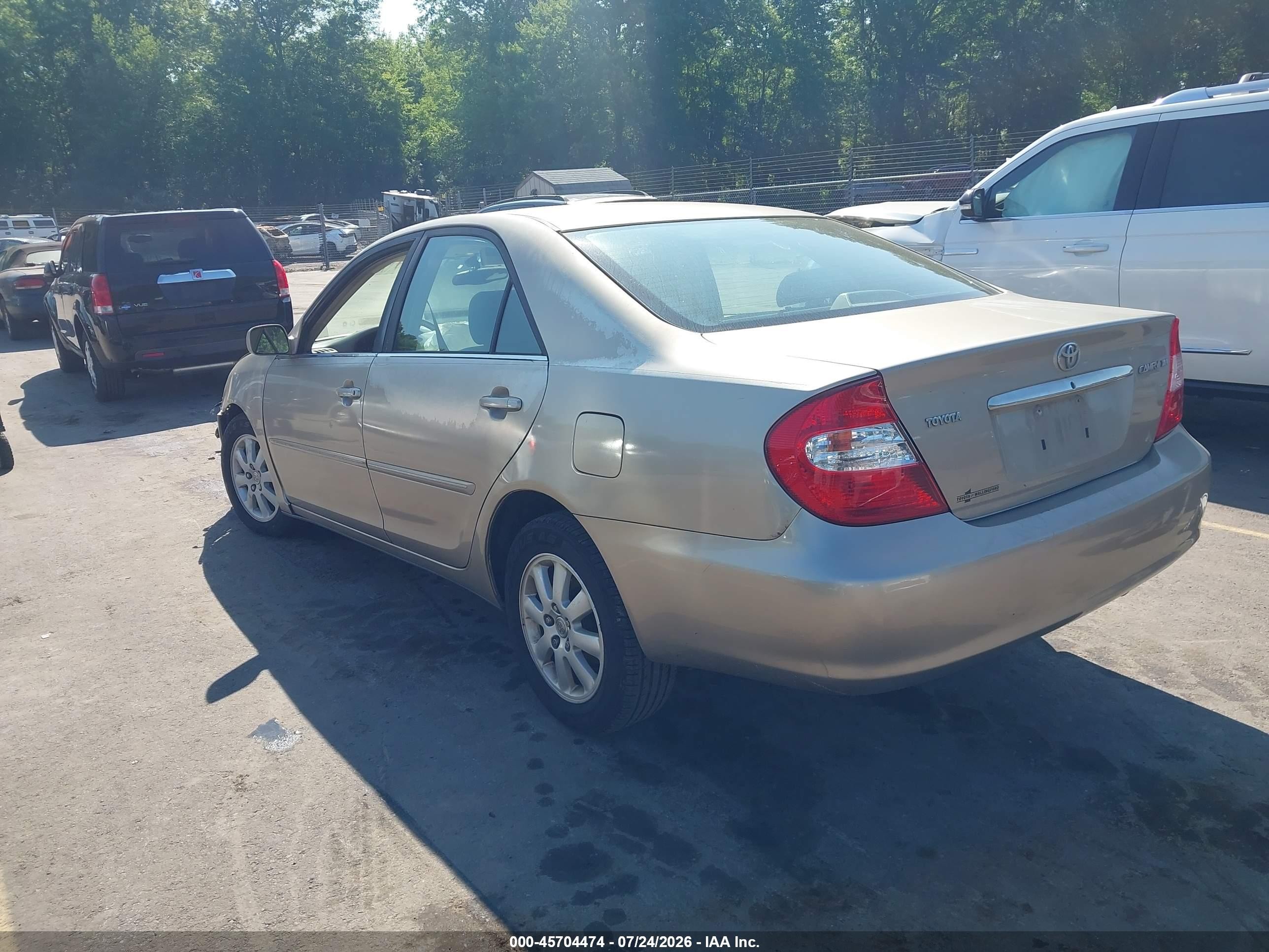 2003 Toyota Camry Xle Tan vin: 4T1BE30K33U741376