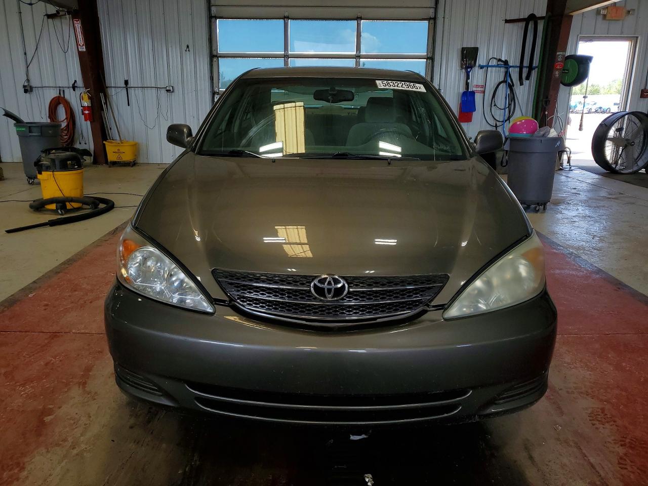 2003 Toyota Camry Le Tan vin: 4T1BE30K33U758372