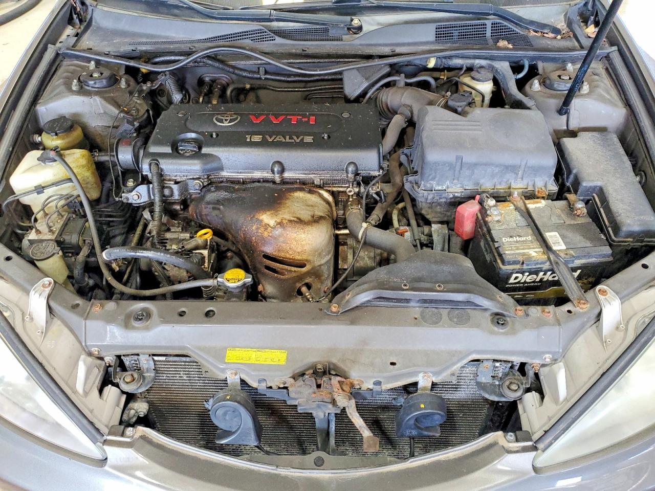2003 Toyota Camry Le Tan vin: 4T1BE30K33U758372