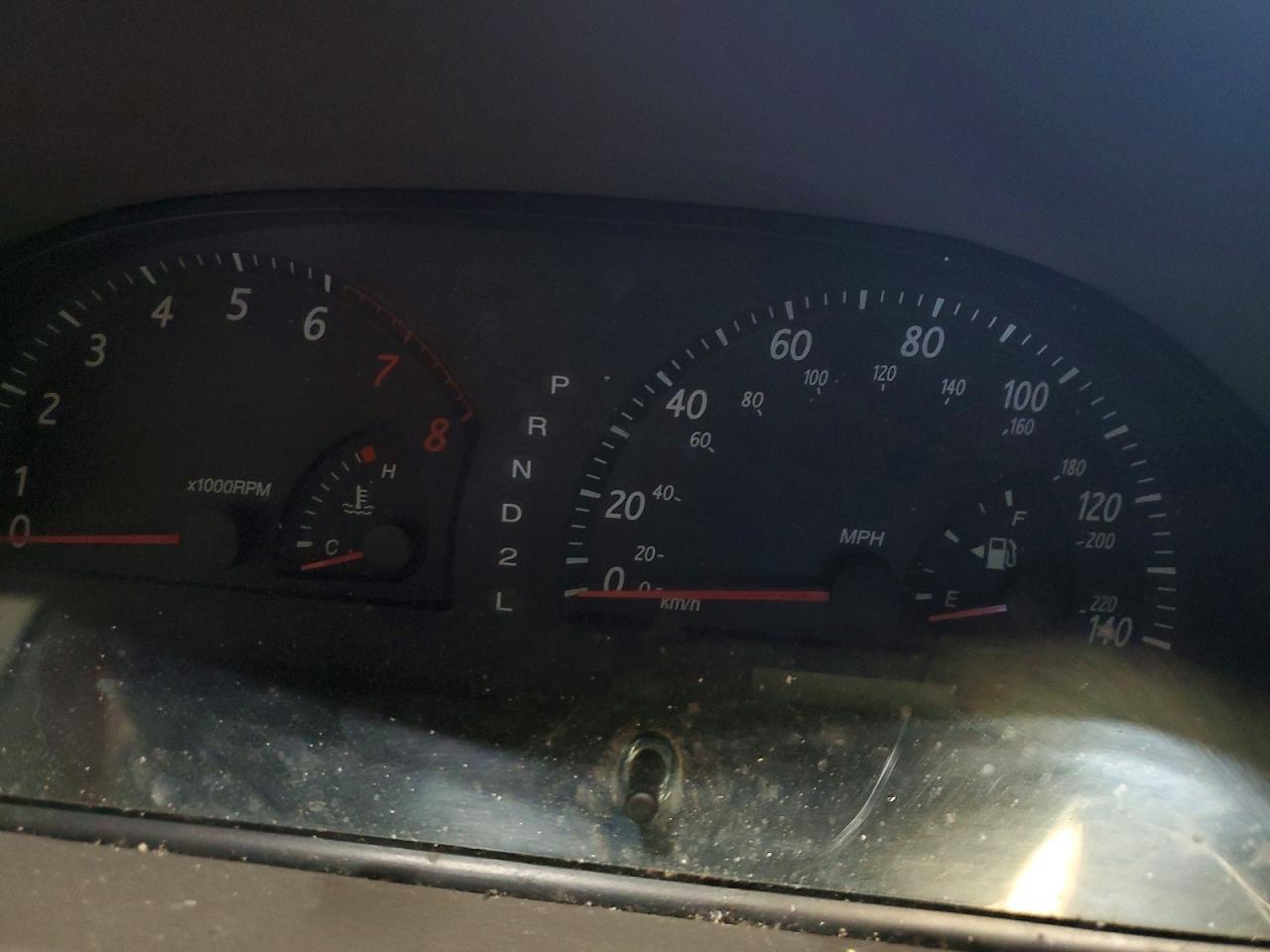2003 Toyota Camry Le Tan vin: 4T1BE30K33U758372