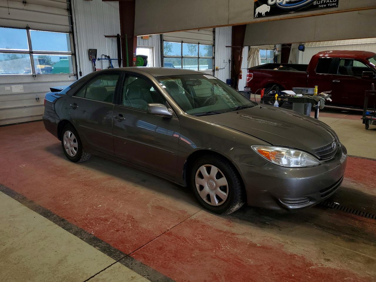 2003 Toyota Camry Le Tan vin: 4T1BE30K33U758372