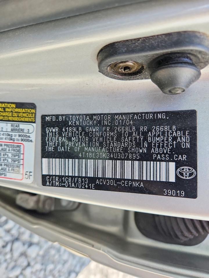 2004 Toyota Camry Le Silver vin: 4T1BE30K34U307895