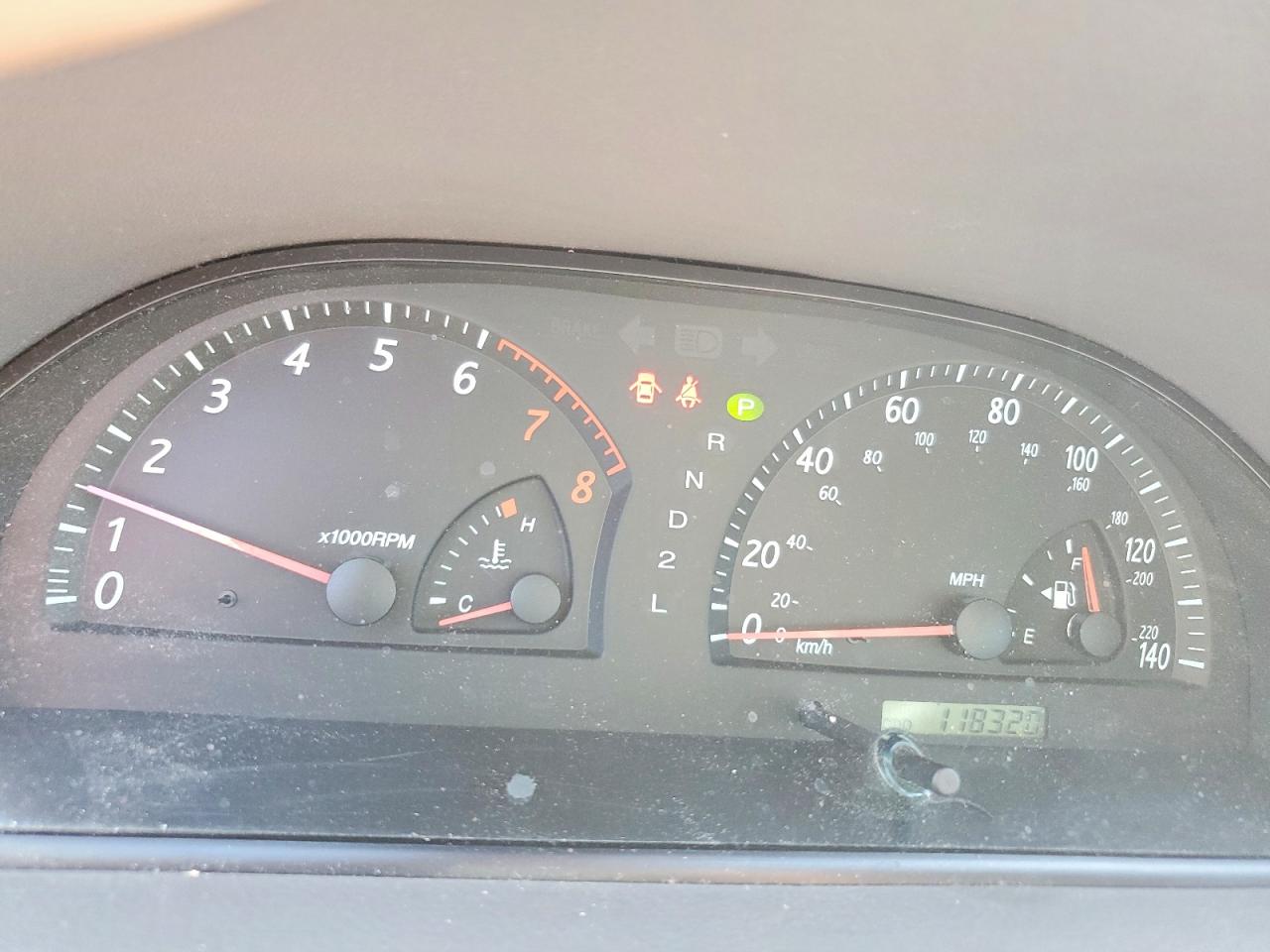 2004 Toyota Camry Xle Silver vin: 4T1BE30K34U906800