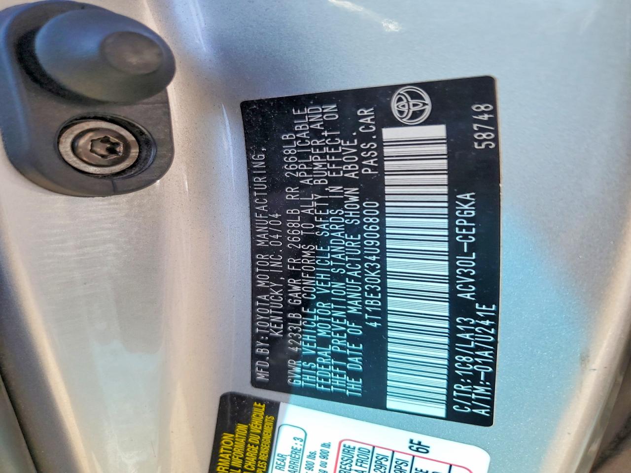 2004 Toyota Camry Xle Silver vin: 4T1BE30K34U906800