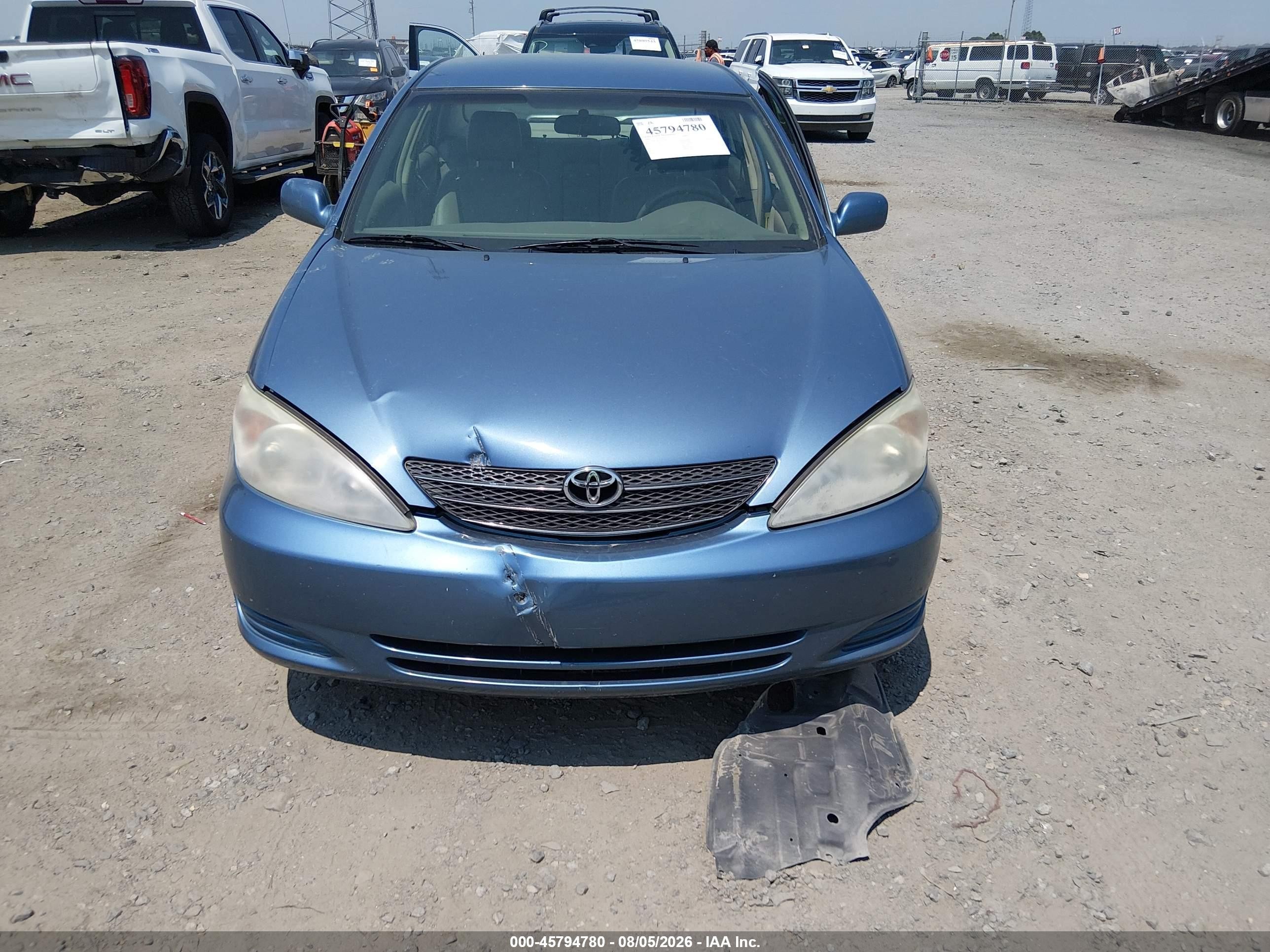 2004 Toyota Camry Le Blue vin: 4T1BE30K34U912984