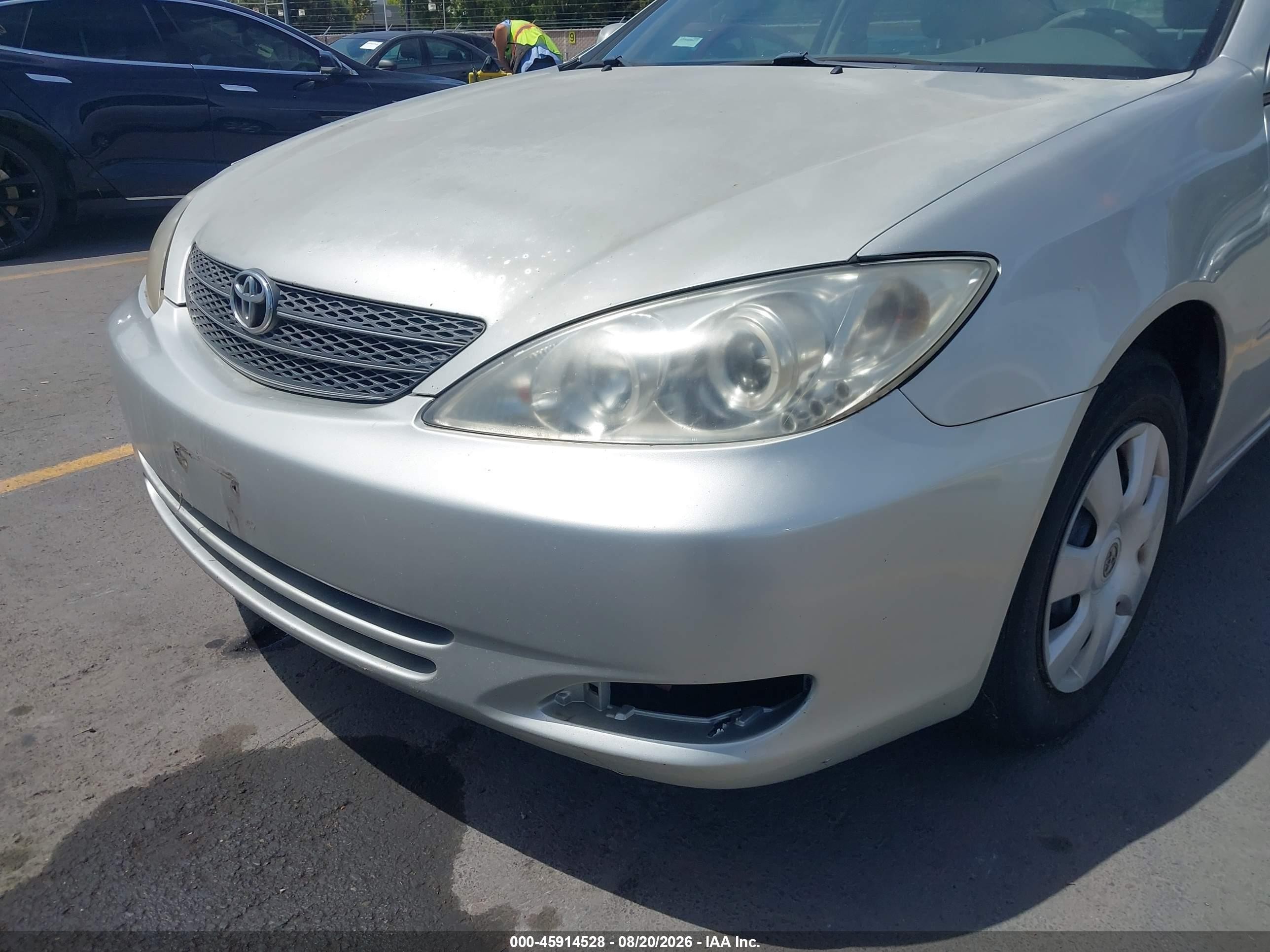 2004 Toyota Camry Le Gray vin: 4T1BE30K34U923435