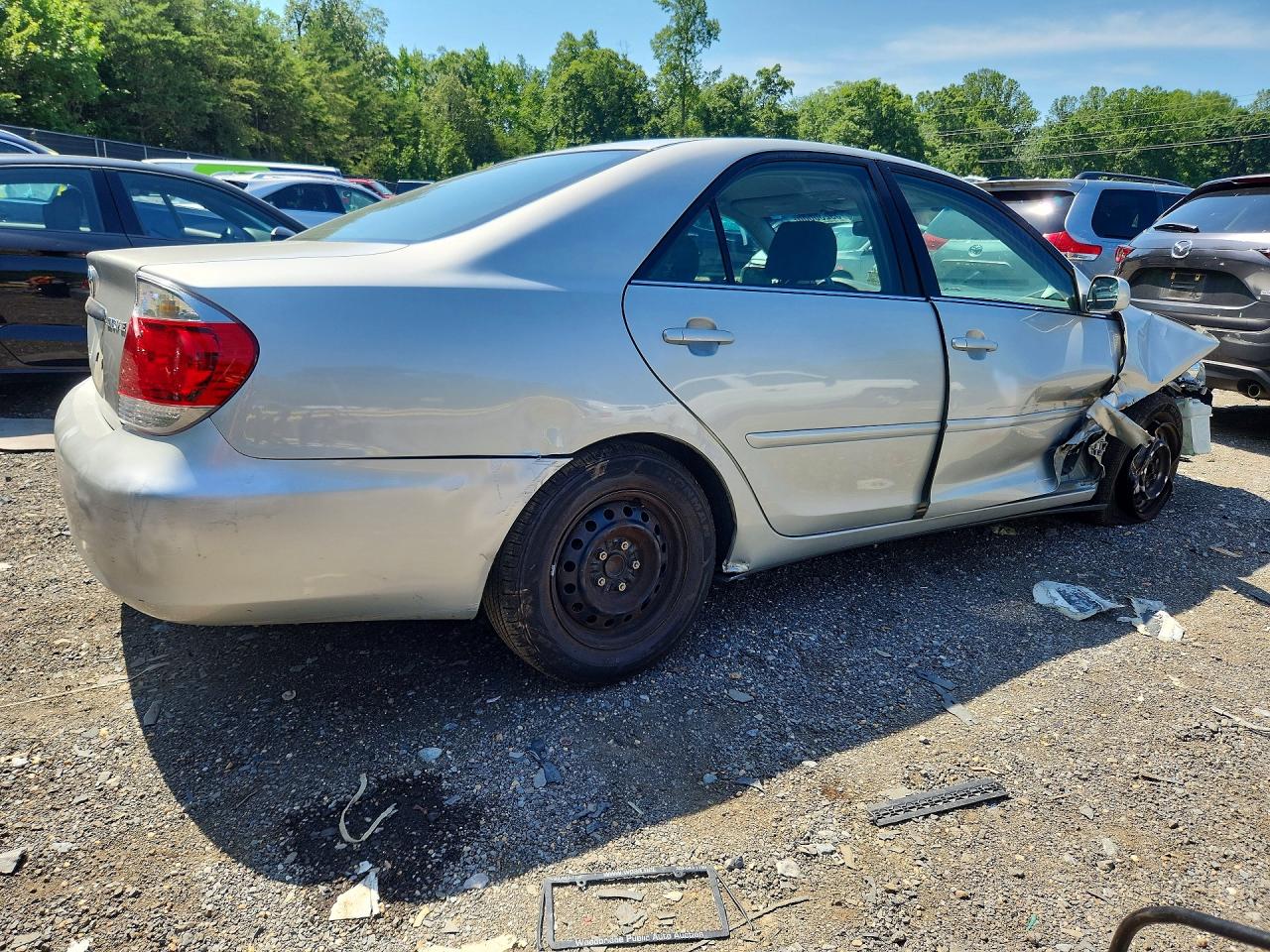 2005 Toyota Camry Le Серебряный vin: 4T1BE30K35U420537