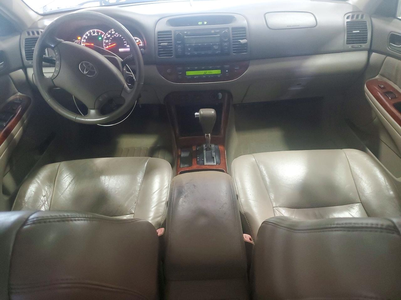 2005 Toyota Camry Xle Gold vin: 4T1BE30K35U575797