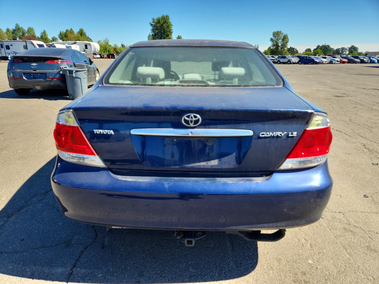 2006 Toyota Camry Le Blue vin: 4T1BE30K36U105125