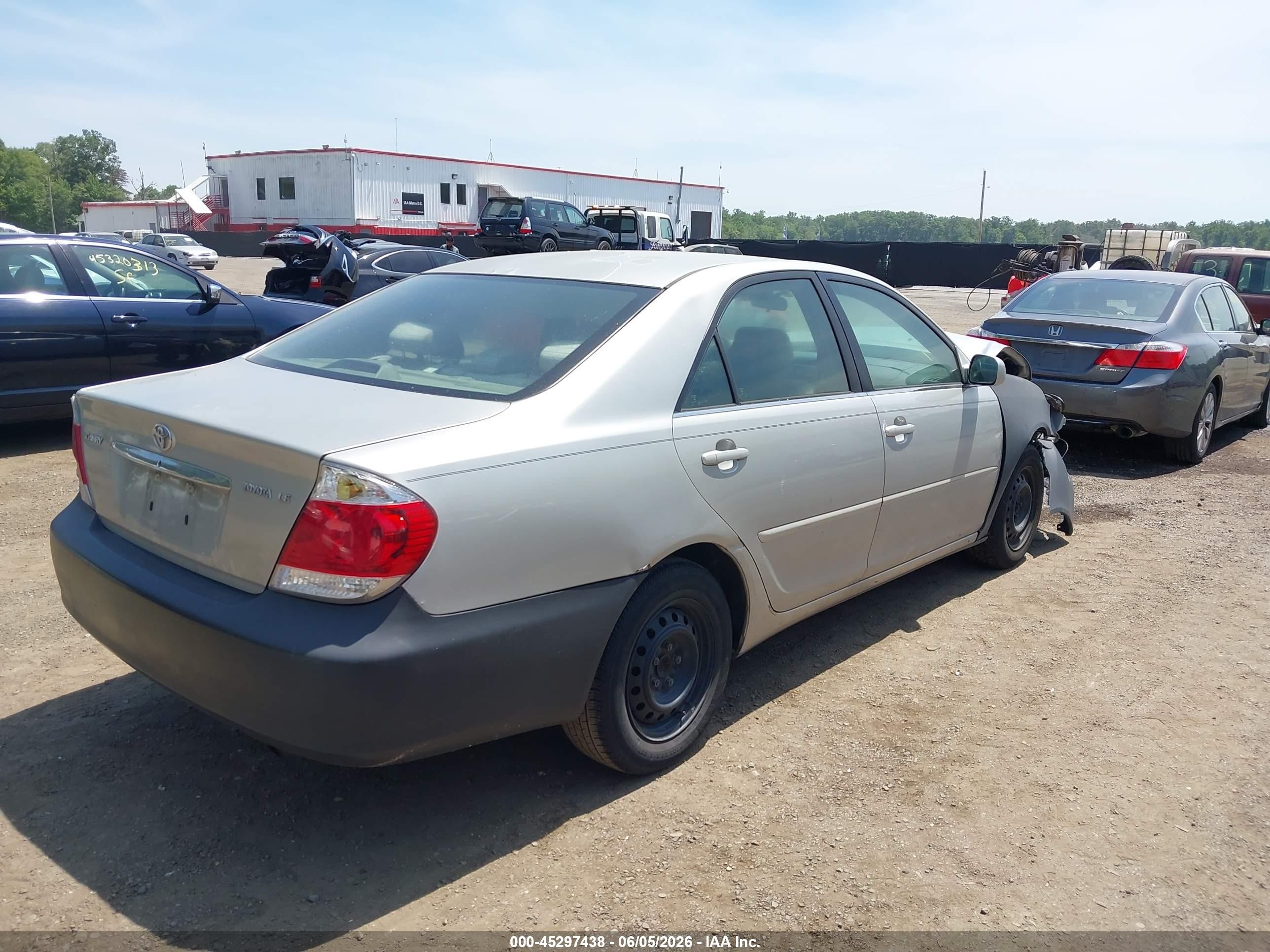 2006 Toyota Camry Le Серебряный vin: 4T1BE30K36U161758