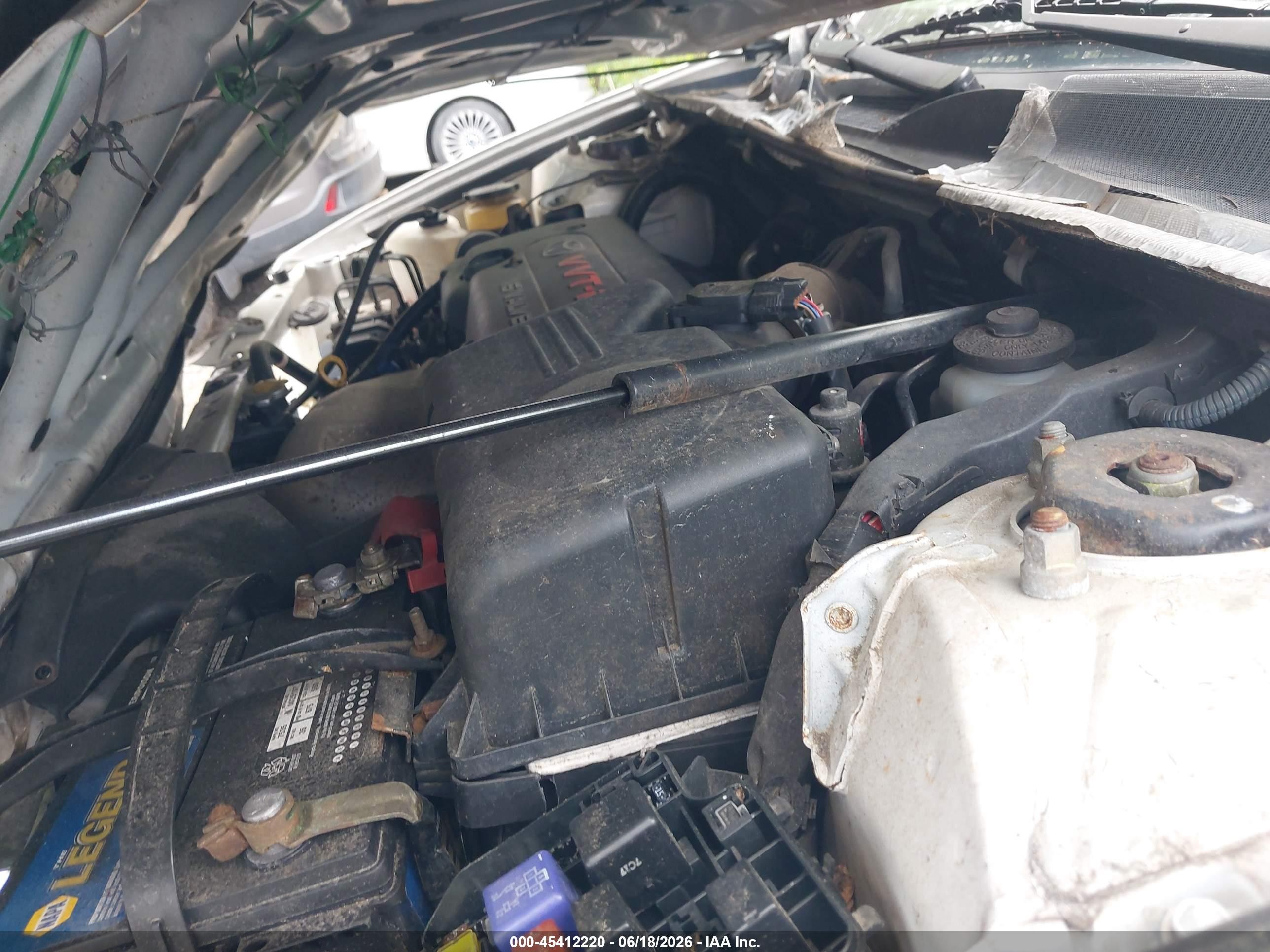 2002 Toyota Camry Le/xle/se White vin: 4T1BE30K42U505575