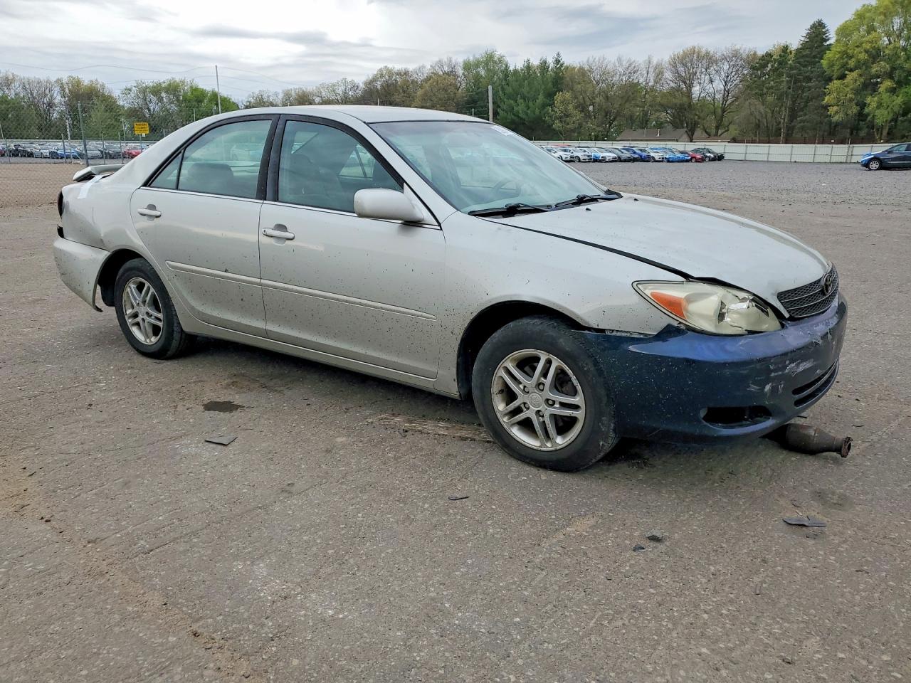 2003 Toyota Camry Le Tan vin: 4T1BE30K43U230680