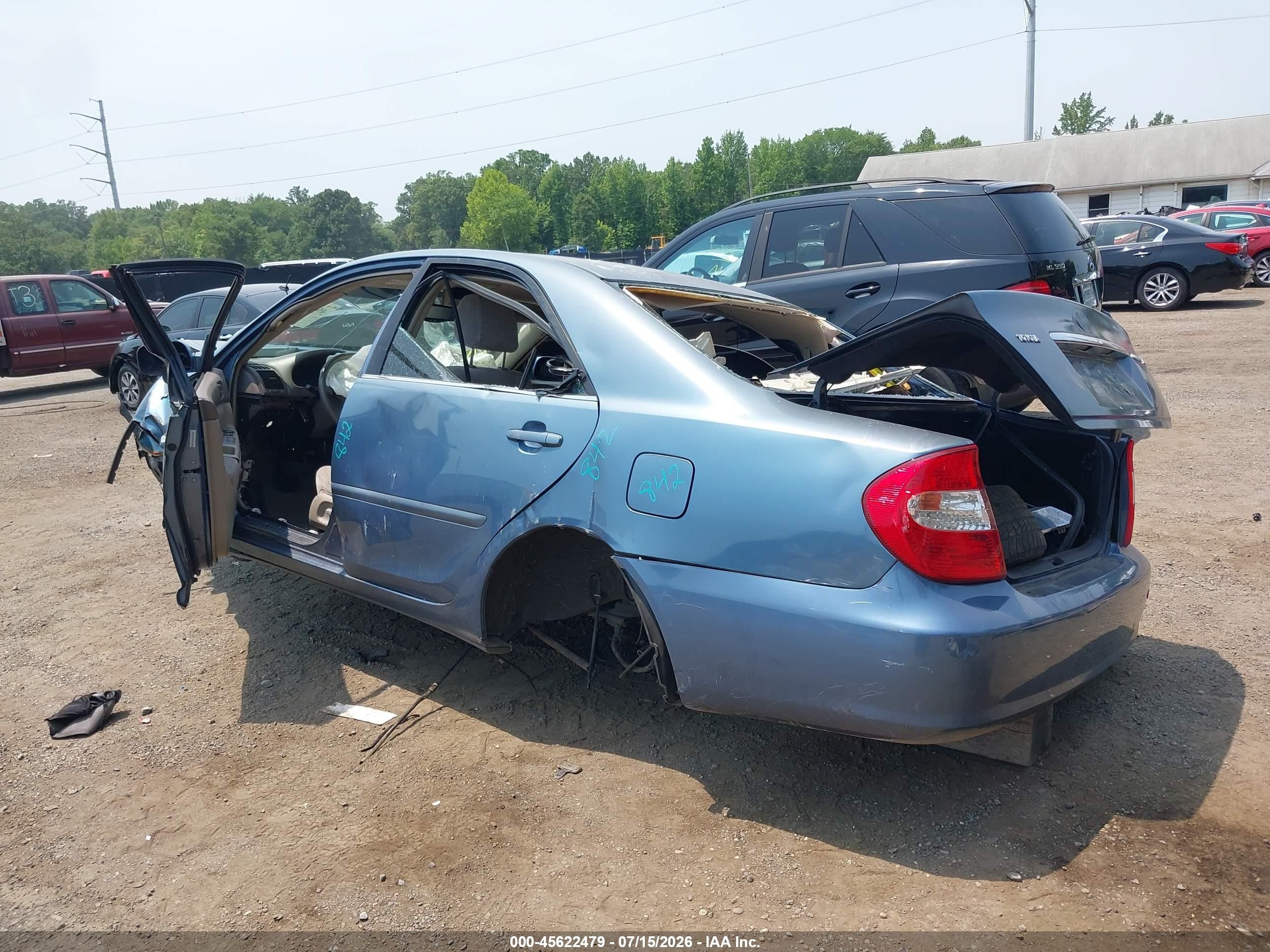 2003 Toyota Camry Le Blue vin: 4T1BE30K43U703722