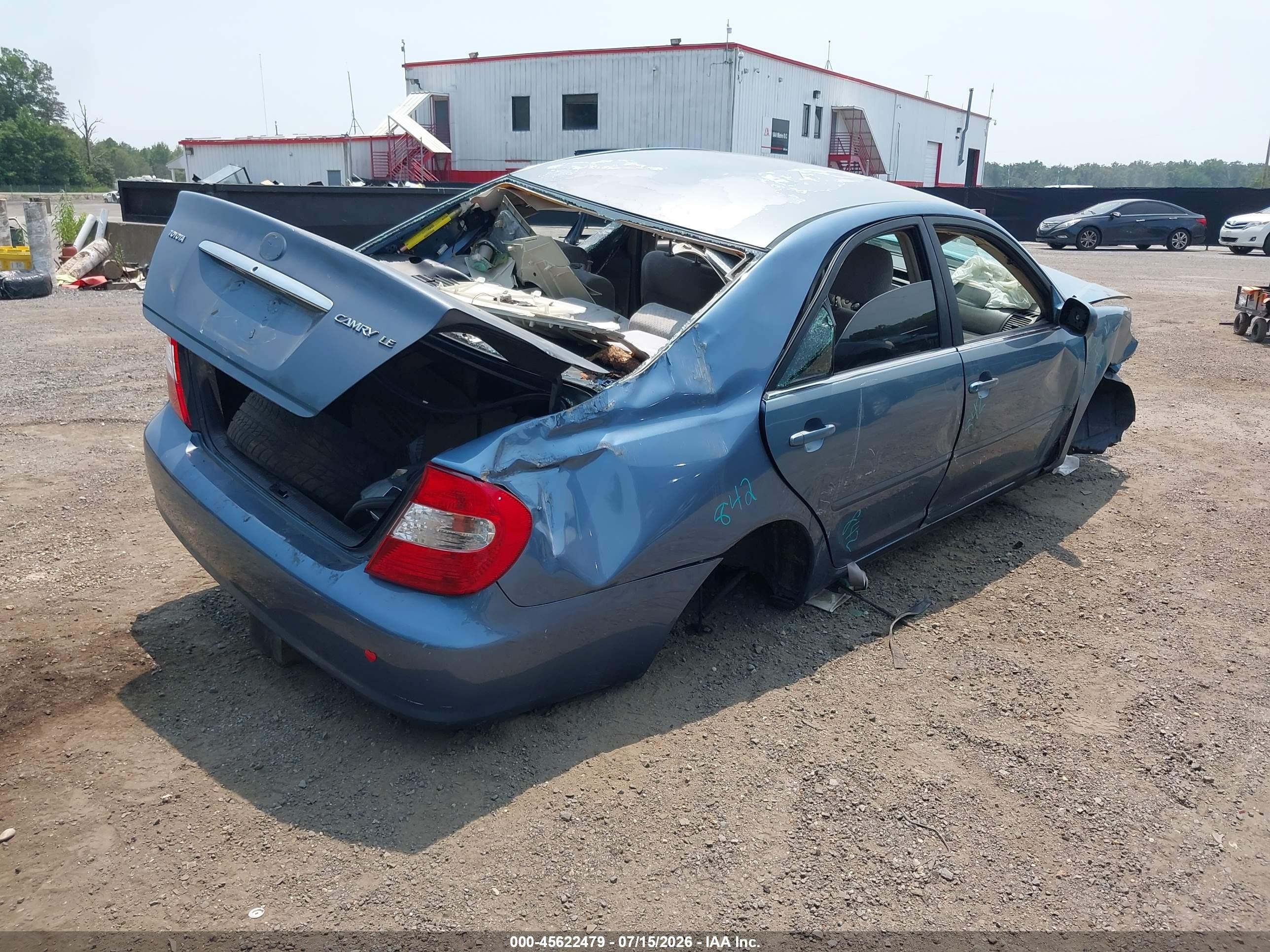 2003 Toyota Camry Le Blue vin: 4T1BE30K43U703722