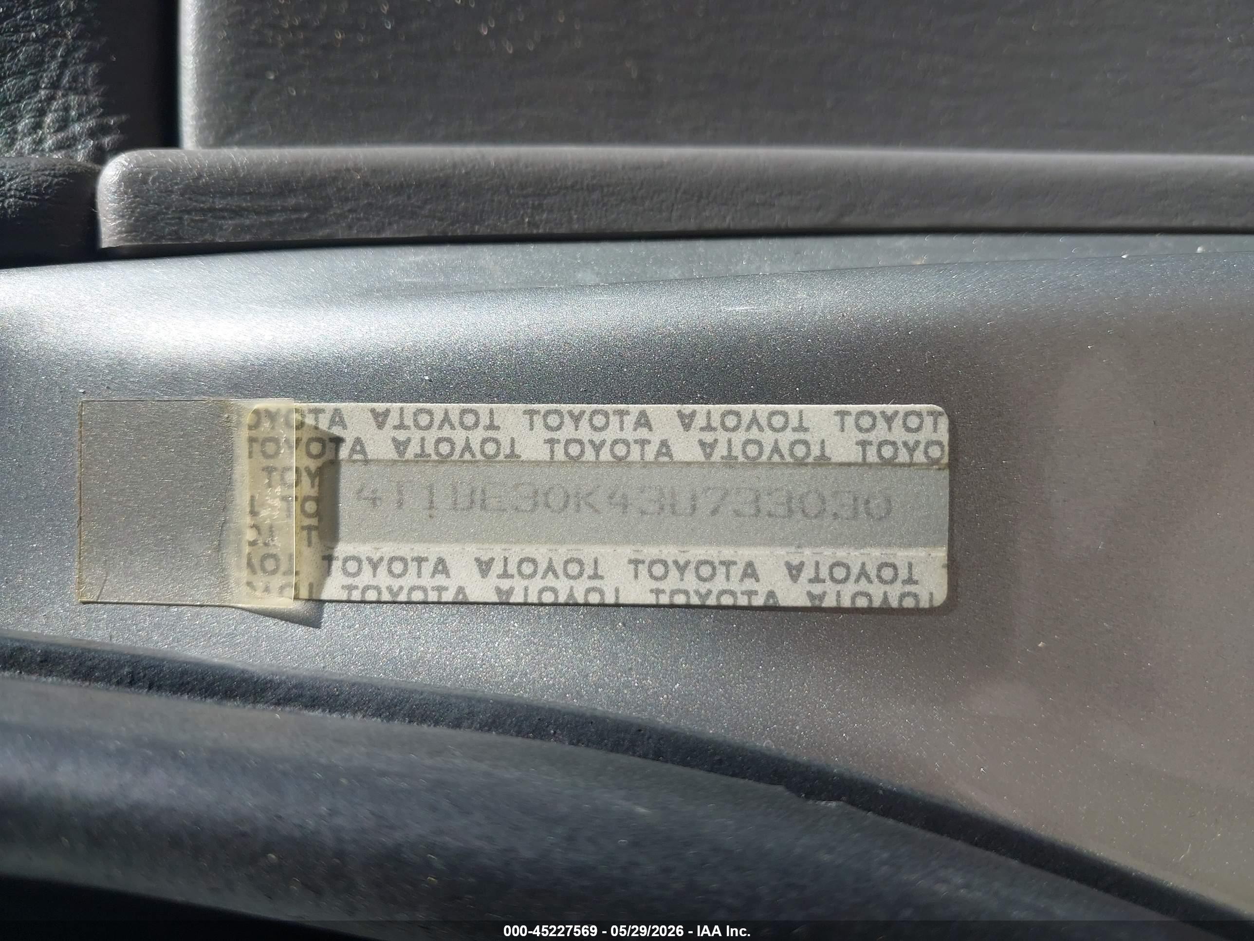 2003 Toyota Camry Xle Серебряный vin: 4T1BE30K43U733030