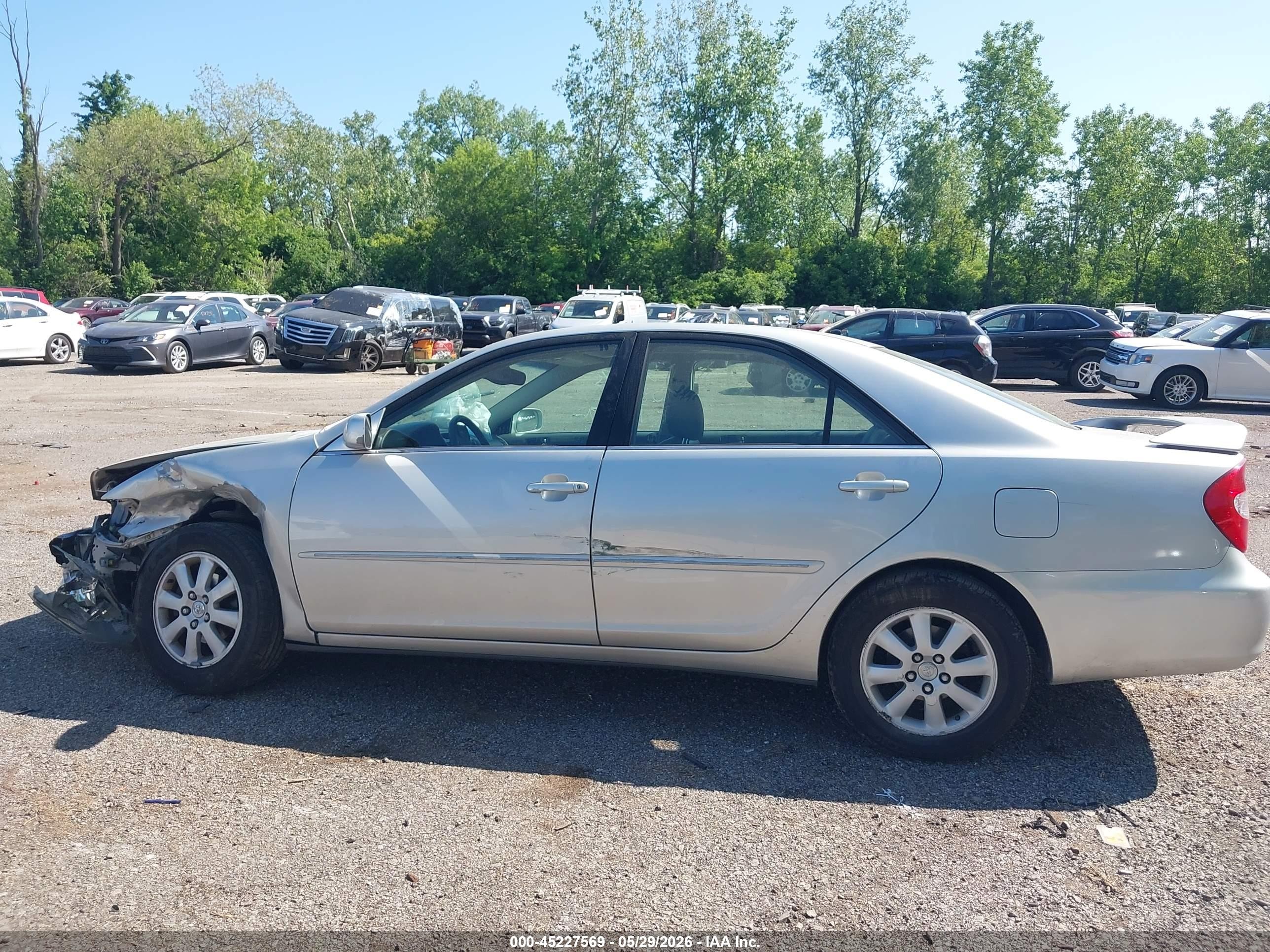 2003 Toyota Camry Xle Серебряный vin: 4T1BE30K43U733030