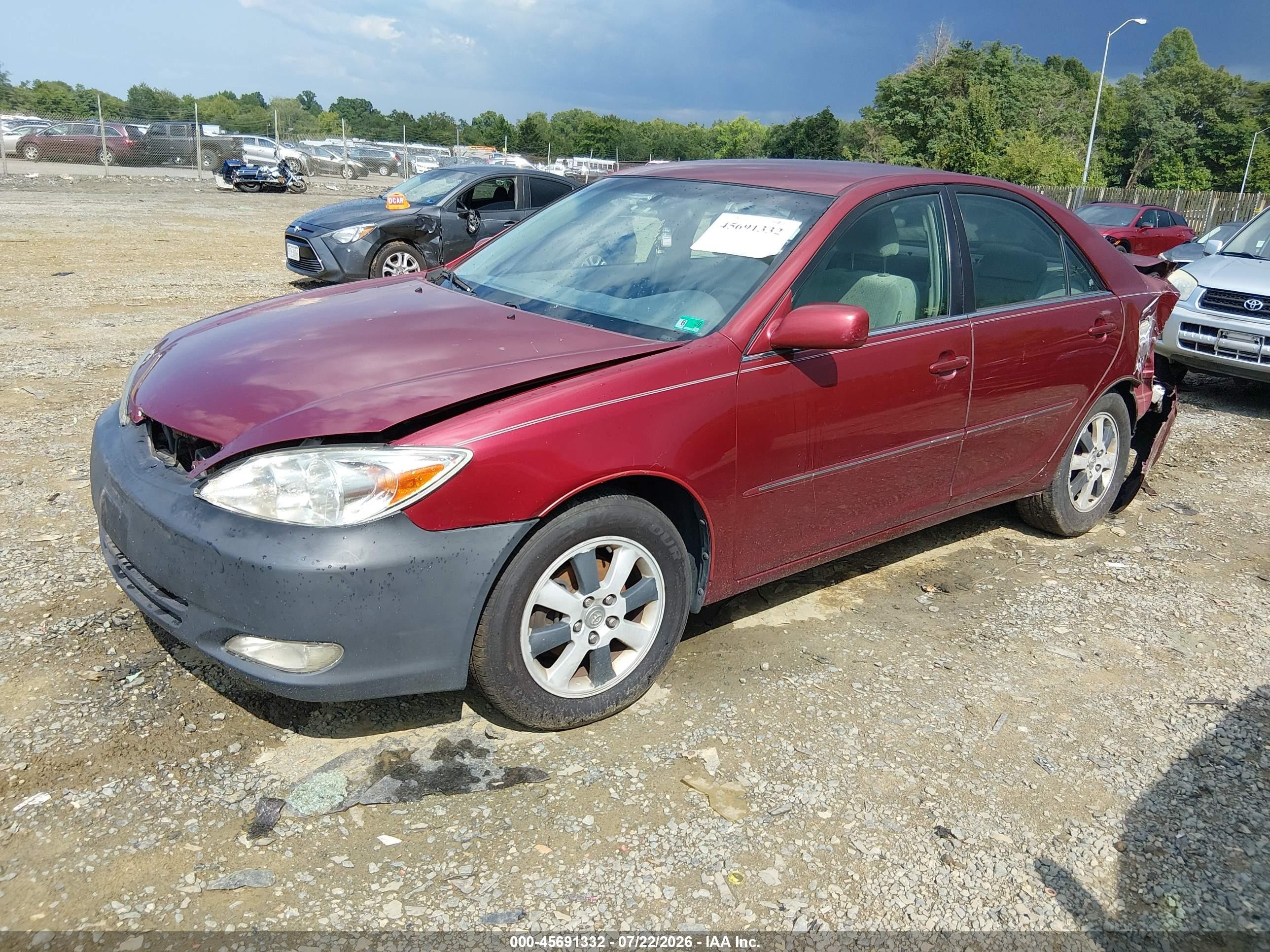 2004 Toyota Camry Xle Burgundy vin: 4T1BE30K44U277368