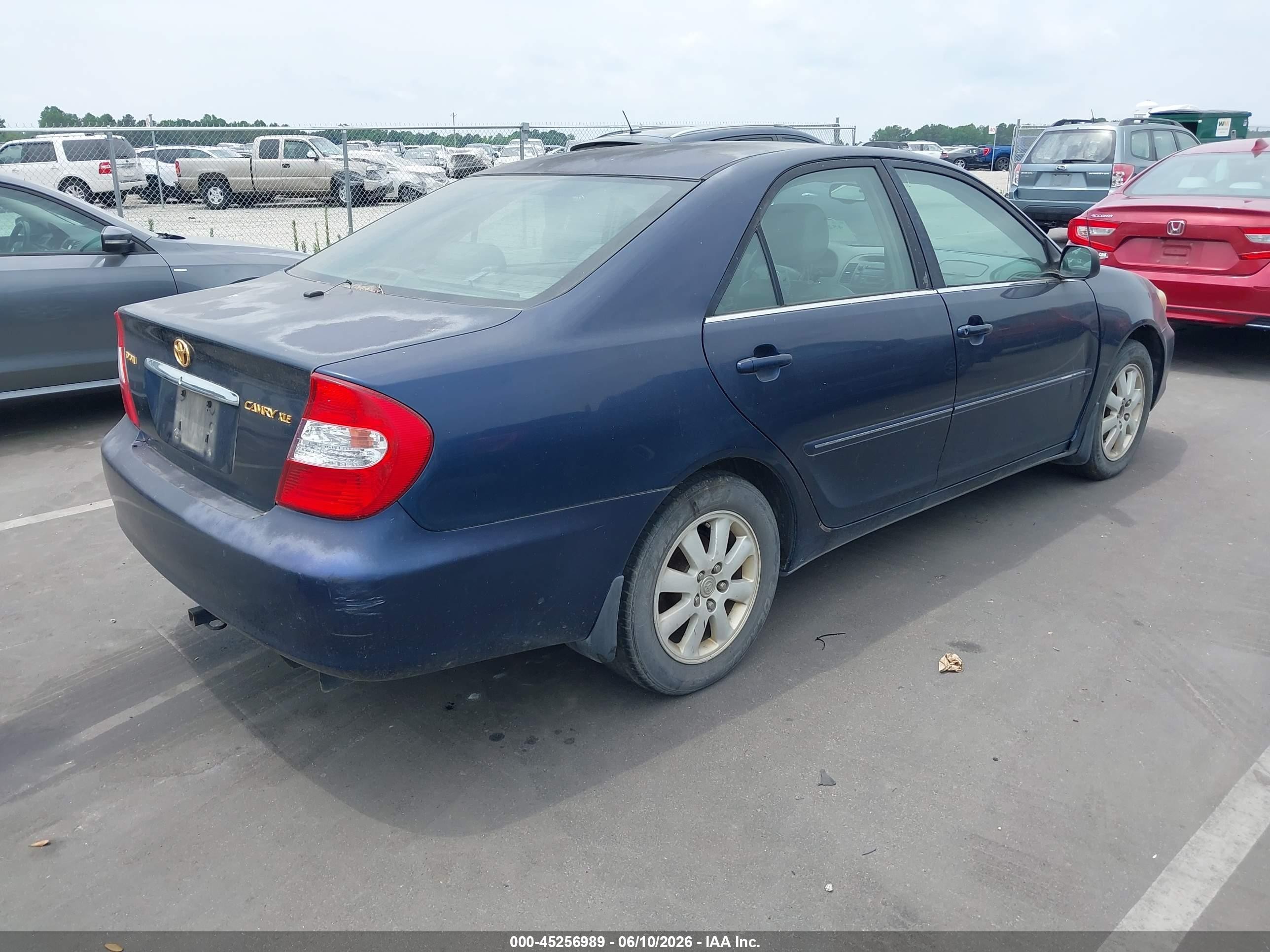 2004 Toyota Camry Xle Blue vin: 4T1BE30K44U288340