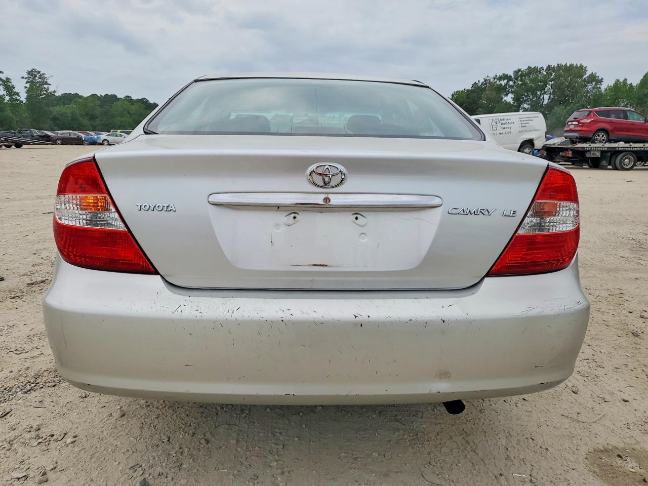 2004 Toyota Camry Le Silver vin: 4T1BE30K44U916512