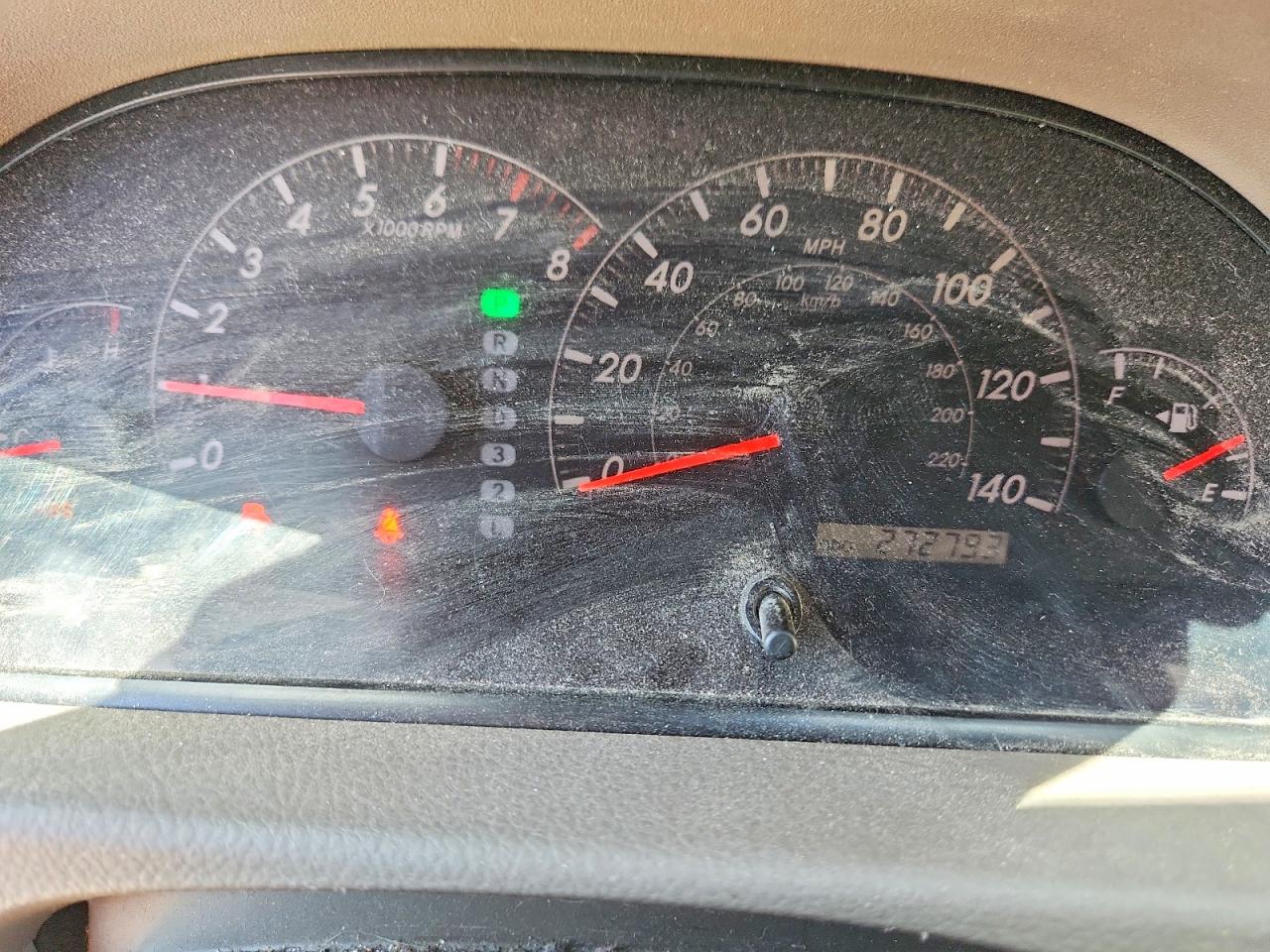 2005 Toyota Camry Xle Красный vin: 4T1BE30K45U004528