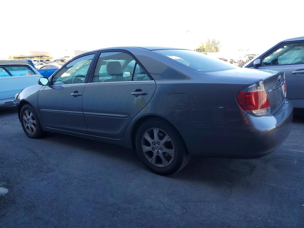 2005 Toyota Camry Xle Gray vin: 4T1BE30K45U966523