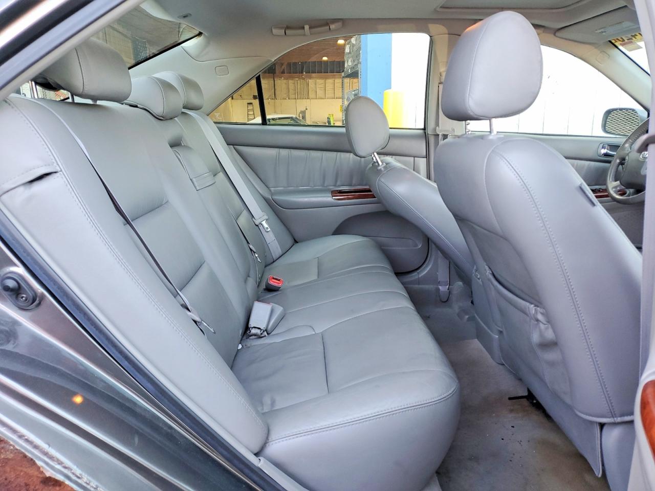 2005 Toyota Camry Xle Gray vin: 4T1BE30K45U966523