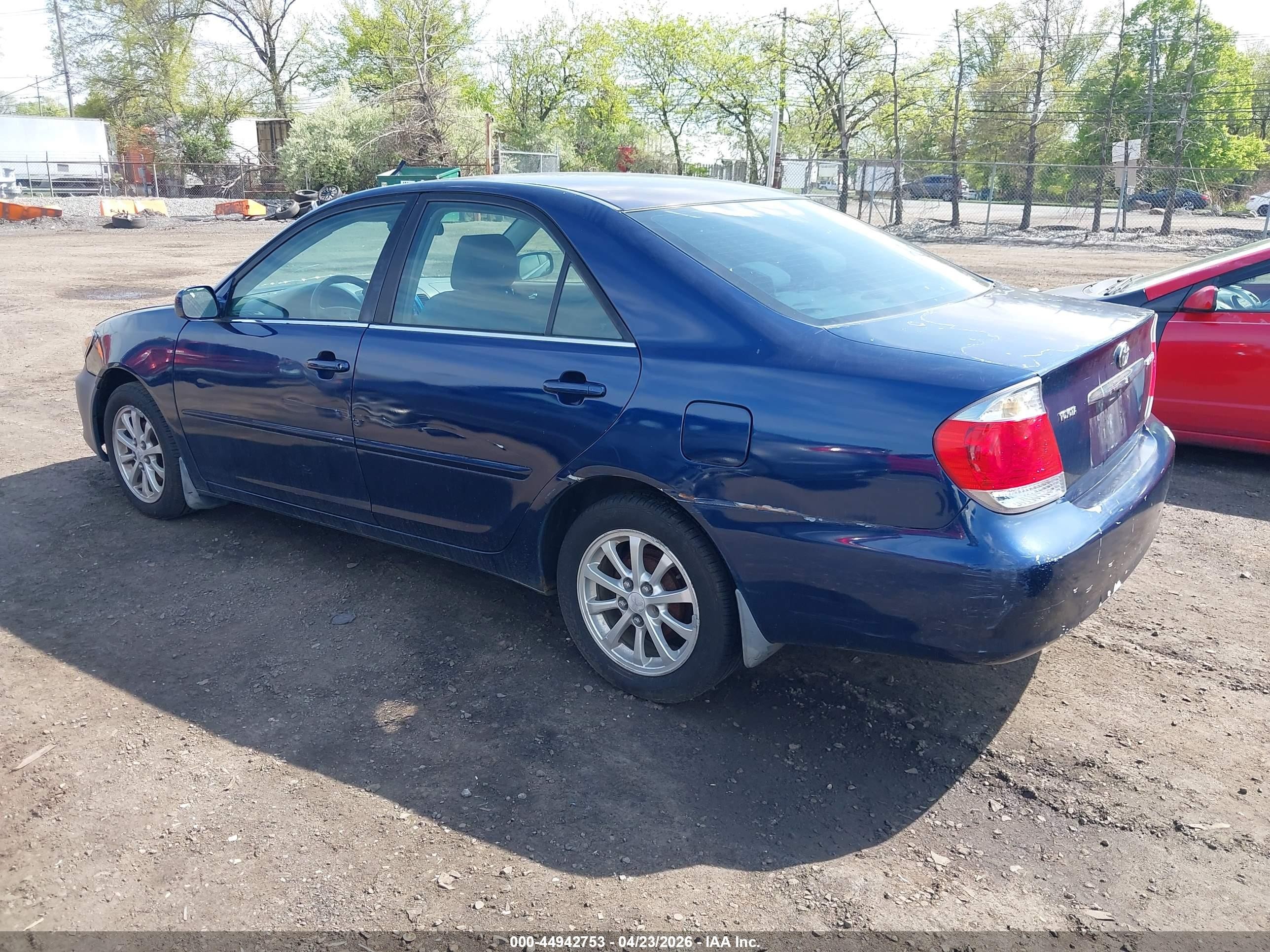 2006 Toyota Camry Le Blue vin: 4T1BE30K46U127456