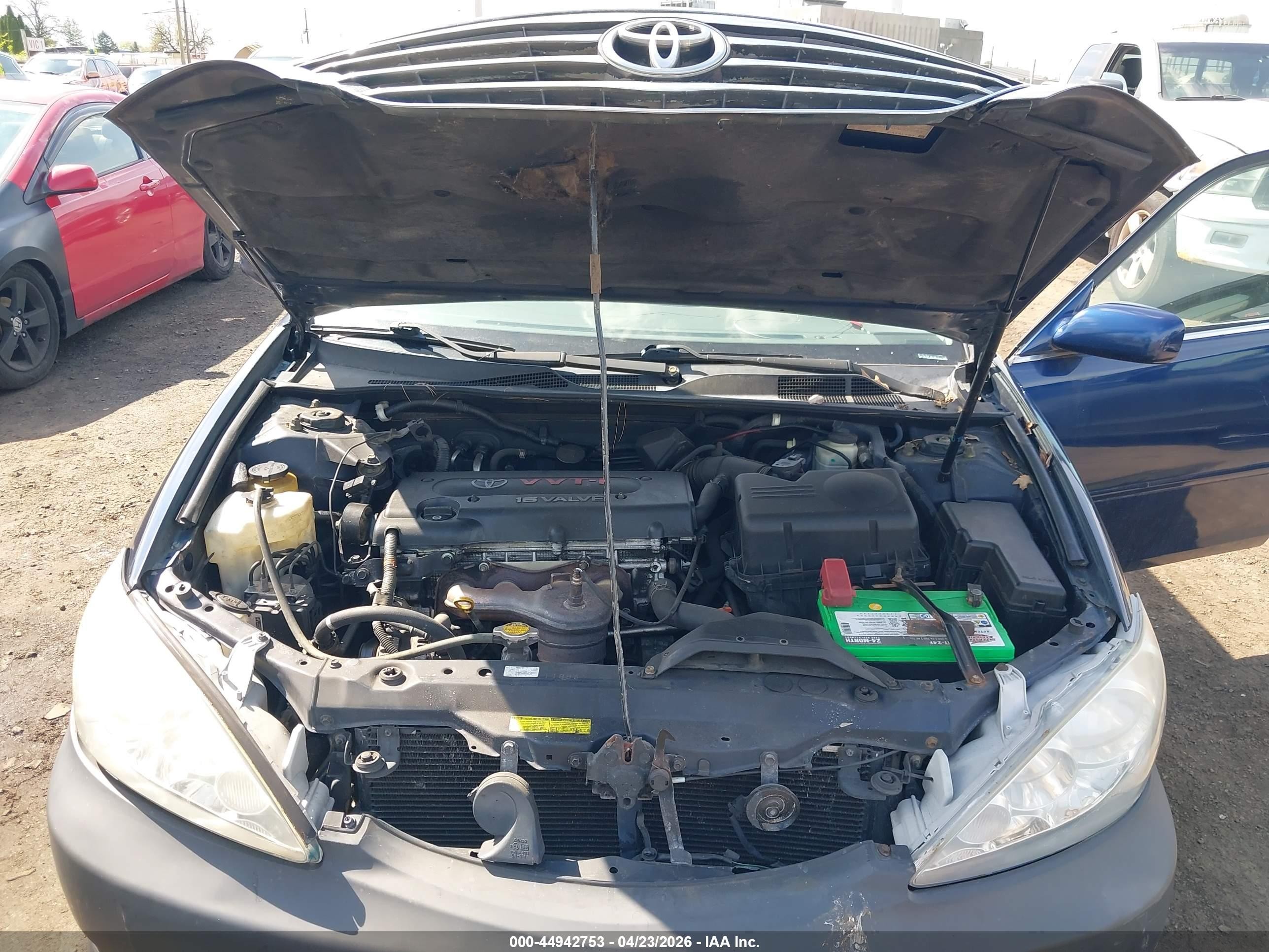 2006 Toyota Camry Le Blue vin: 4T1BE30K46U127456