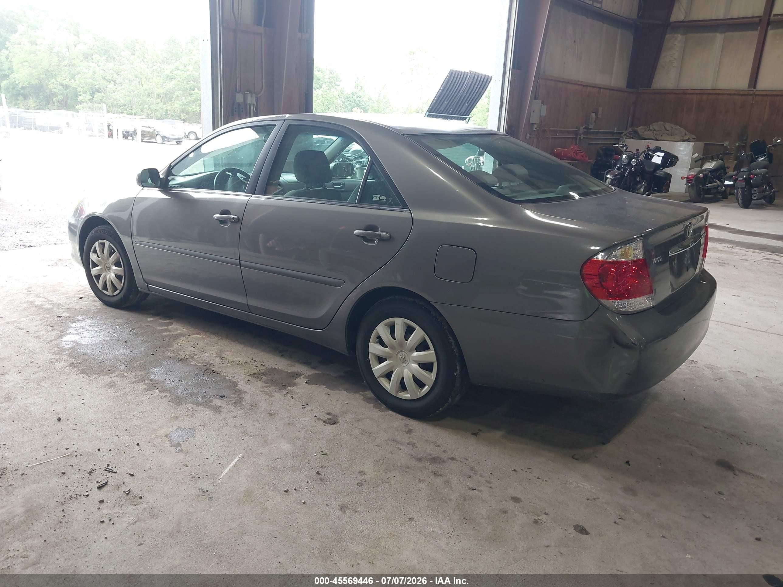 2006 Toyota Camry Le Gray vin: 4T1BE30K46U674047
