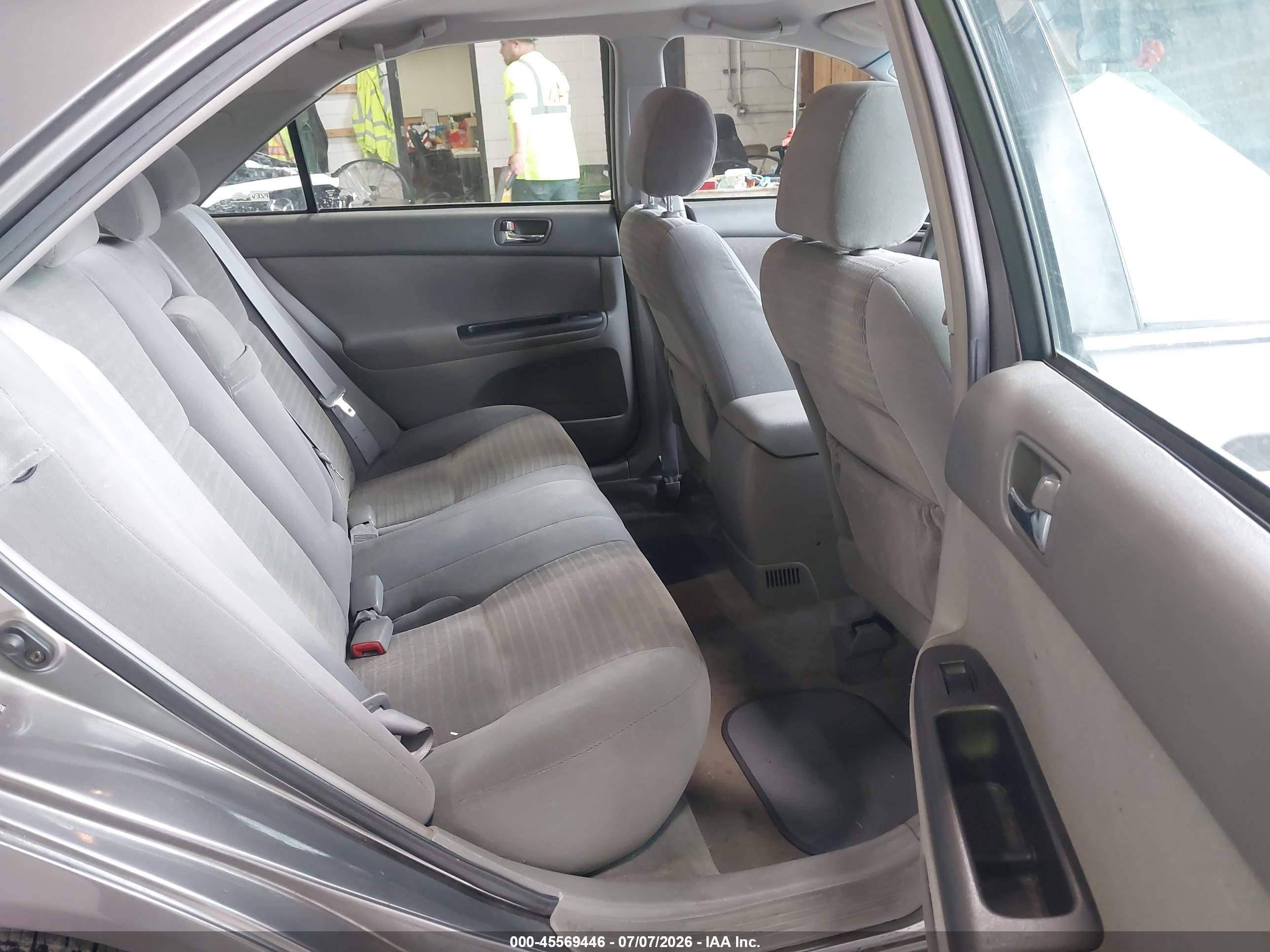2006 Toyota Camry Le Gray vin: 4T1BE30K46U674047