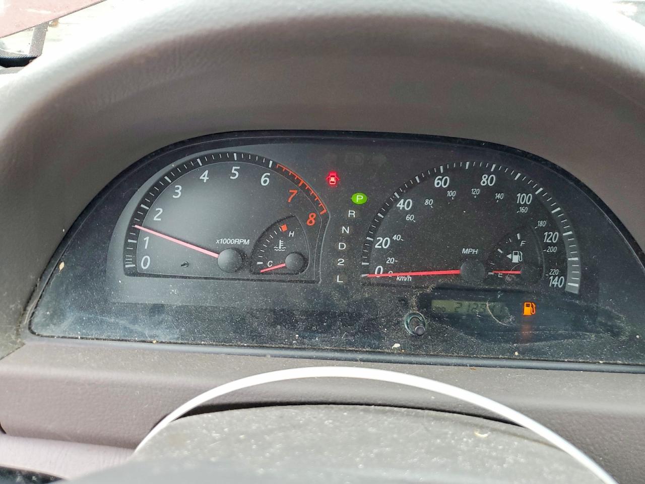 2002 Toyota Camry Le Бордовый vin: 4T1BE30K52U001178