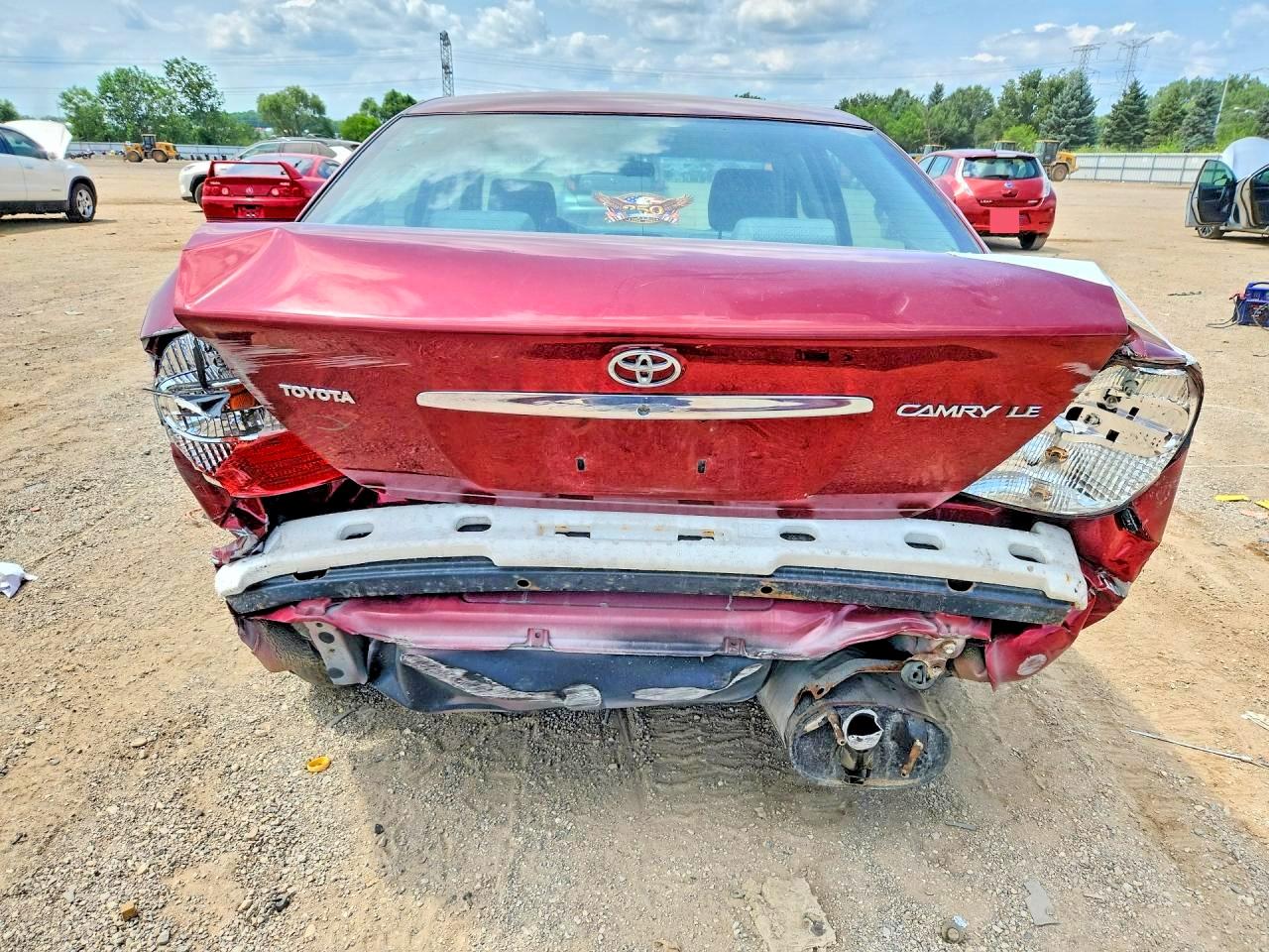 2003 Toyota Camry Le Maroon vin: 4T1BE30K53U217162