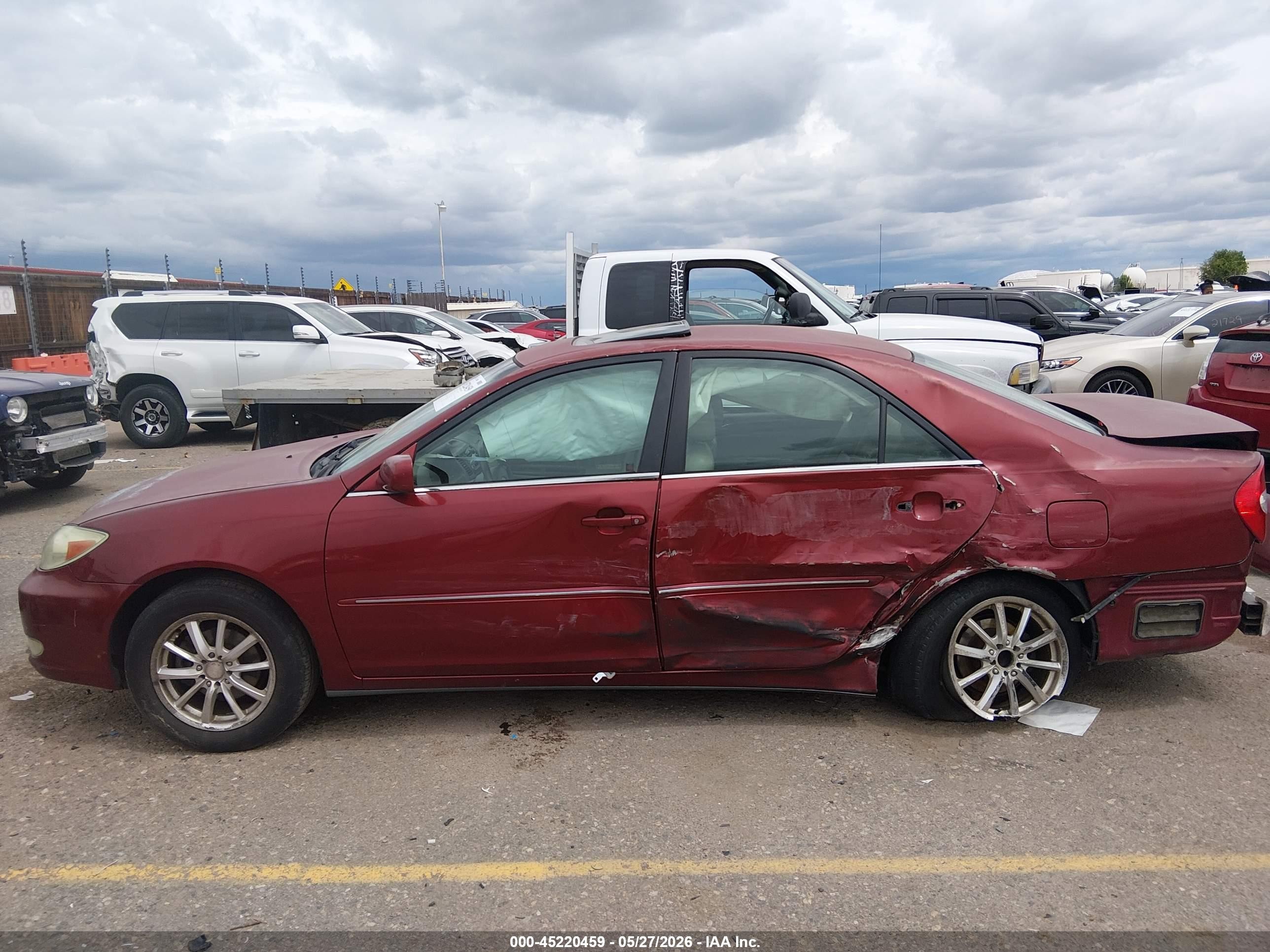 2003 Toyota Camry Xle Red vin: 4T1BE30K53U230378