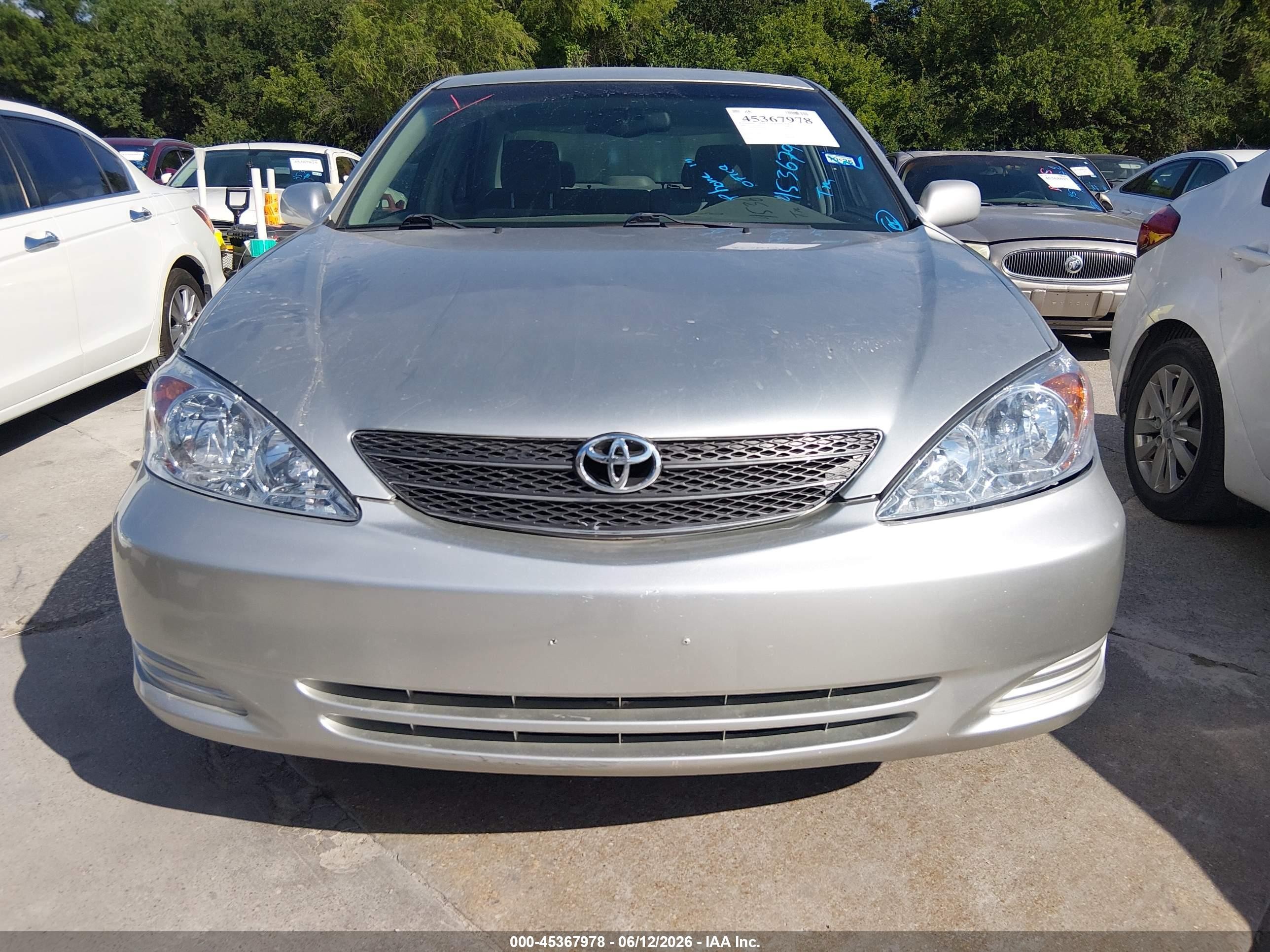 2004 Toyota Camry Le Champagne vin: 4T1BE30K54U294020