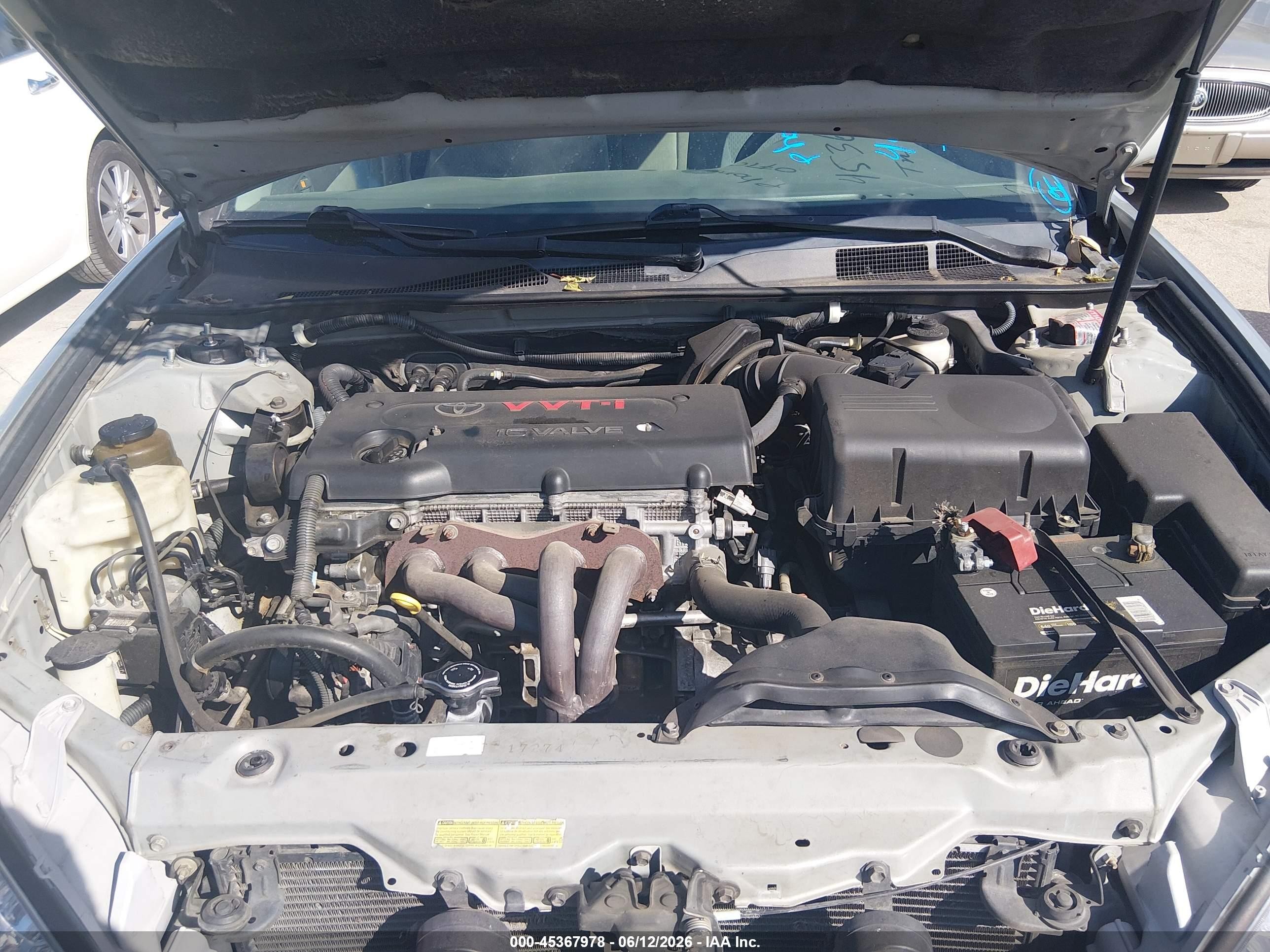 2004 Toyota Camry Le Champagne vin: 4T1BE30K54U294020
