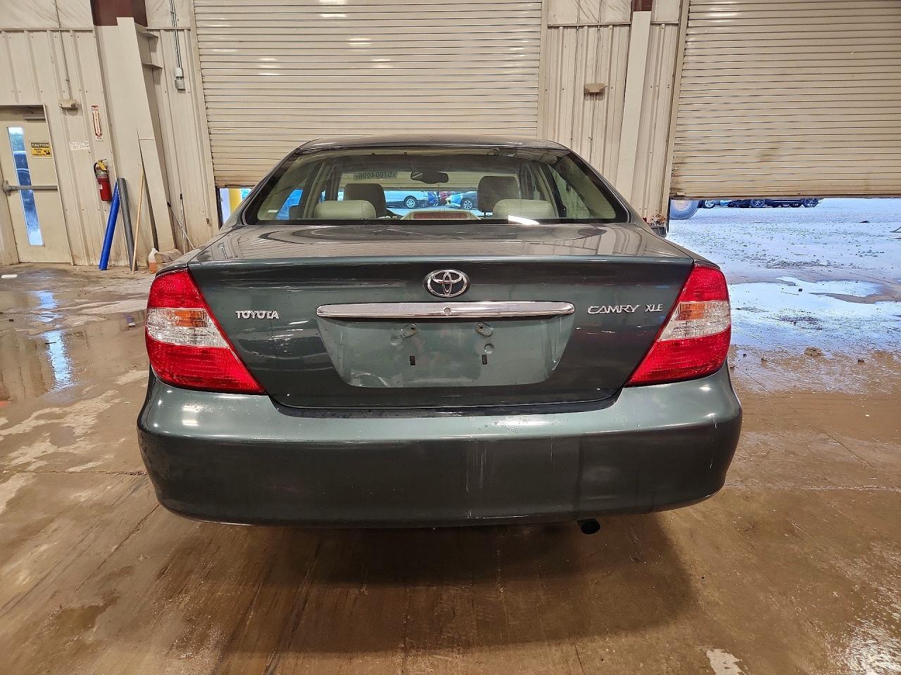 2004 Toyota Camry Xle Green vin: 4T1BE30K54U304500