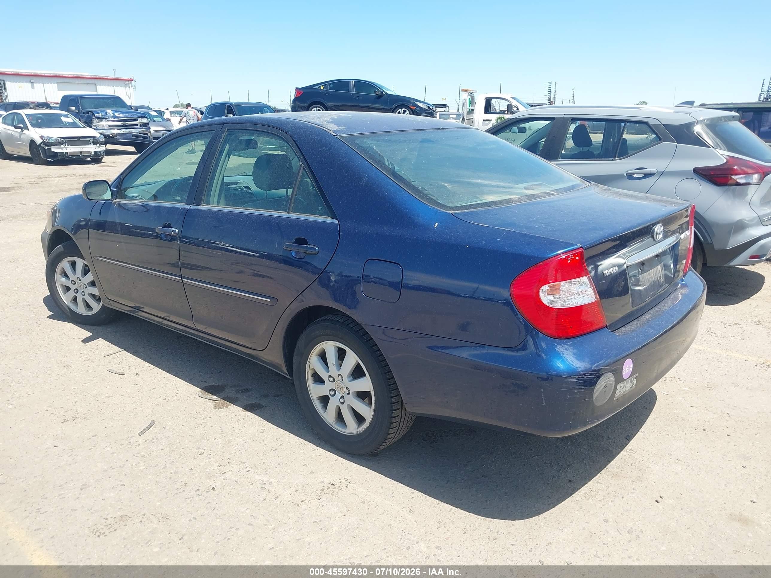2004 Toyota Camry Xle Blue vin: 4T1BE30K54U341532