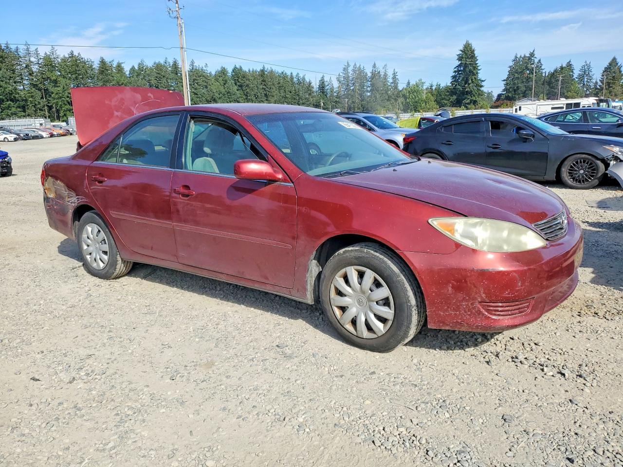 2005 Toyota Camry Le Burgundy vin: 4T1BE30K55U037585