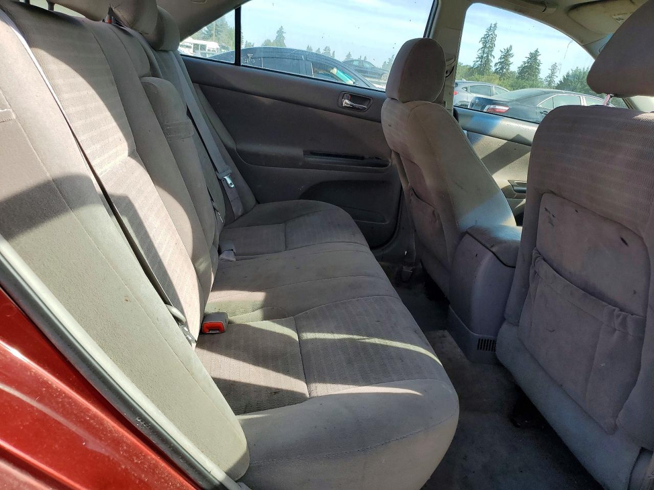 2005 Toyota Camry Le Burgundy vin: 4T1BE30K55U037585