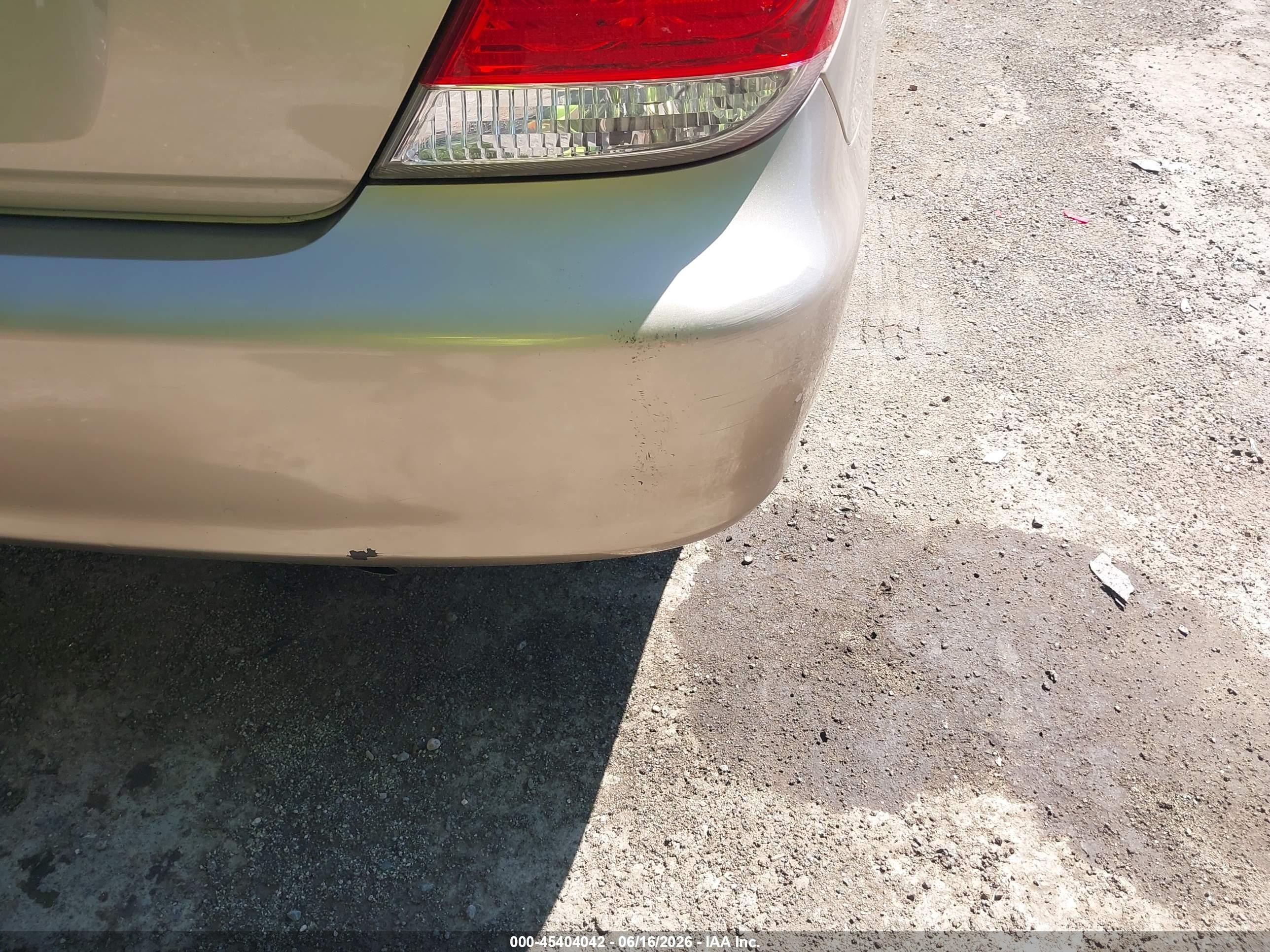 2005 Toyota Camry Xle Beige vin: 4T1BE30K55U077827