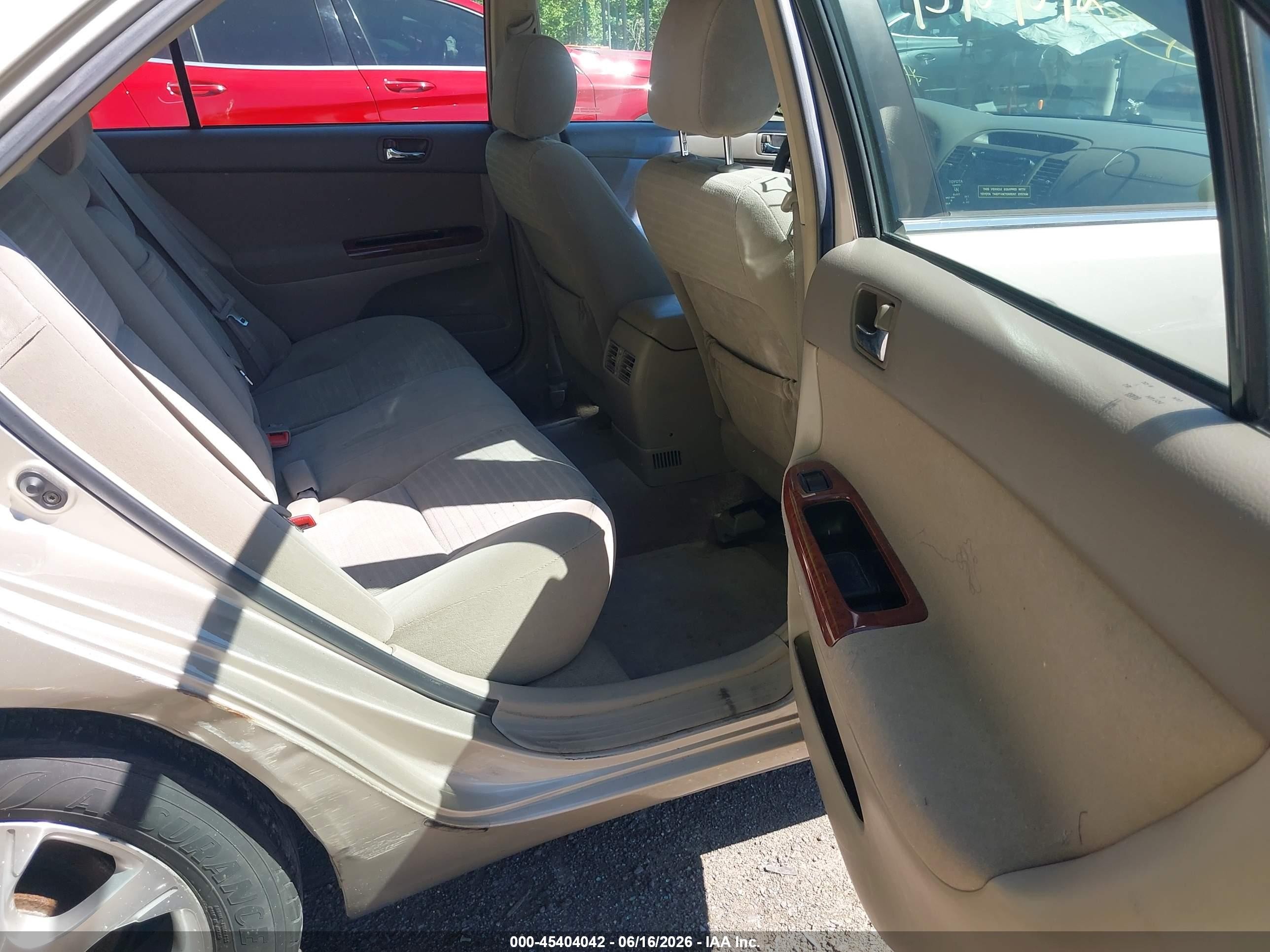 2005 Toyota Camry Xle Beige vin: 4T1BE30K55U077827