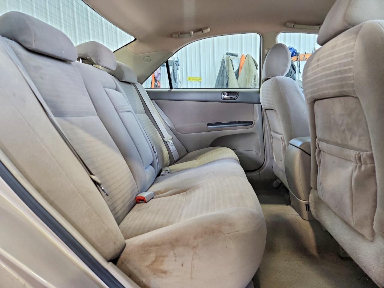 2005 Toyota Camry Le Beige vin: 4T1BE30K55U515553