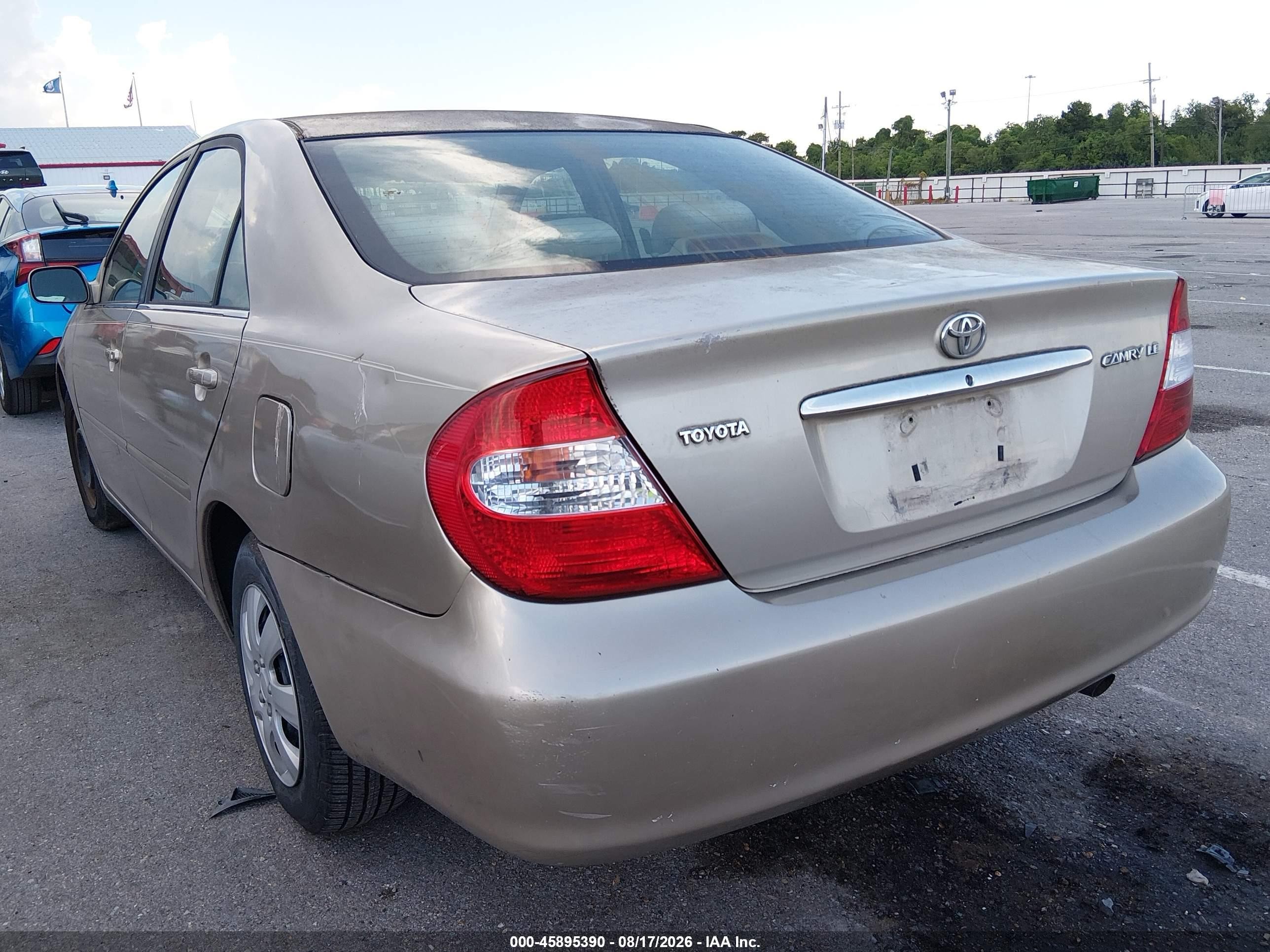 2005 Toyota Camry Le Бежевый vin: 4T1BE30K55U961766