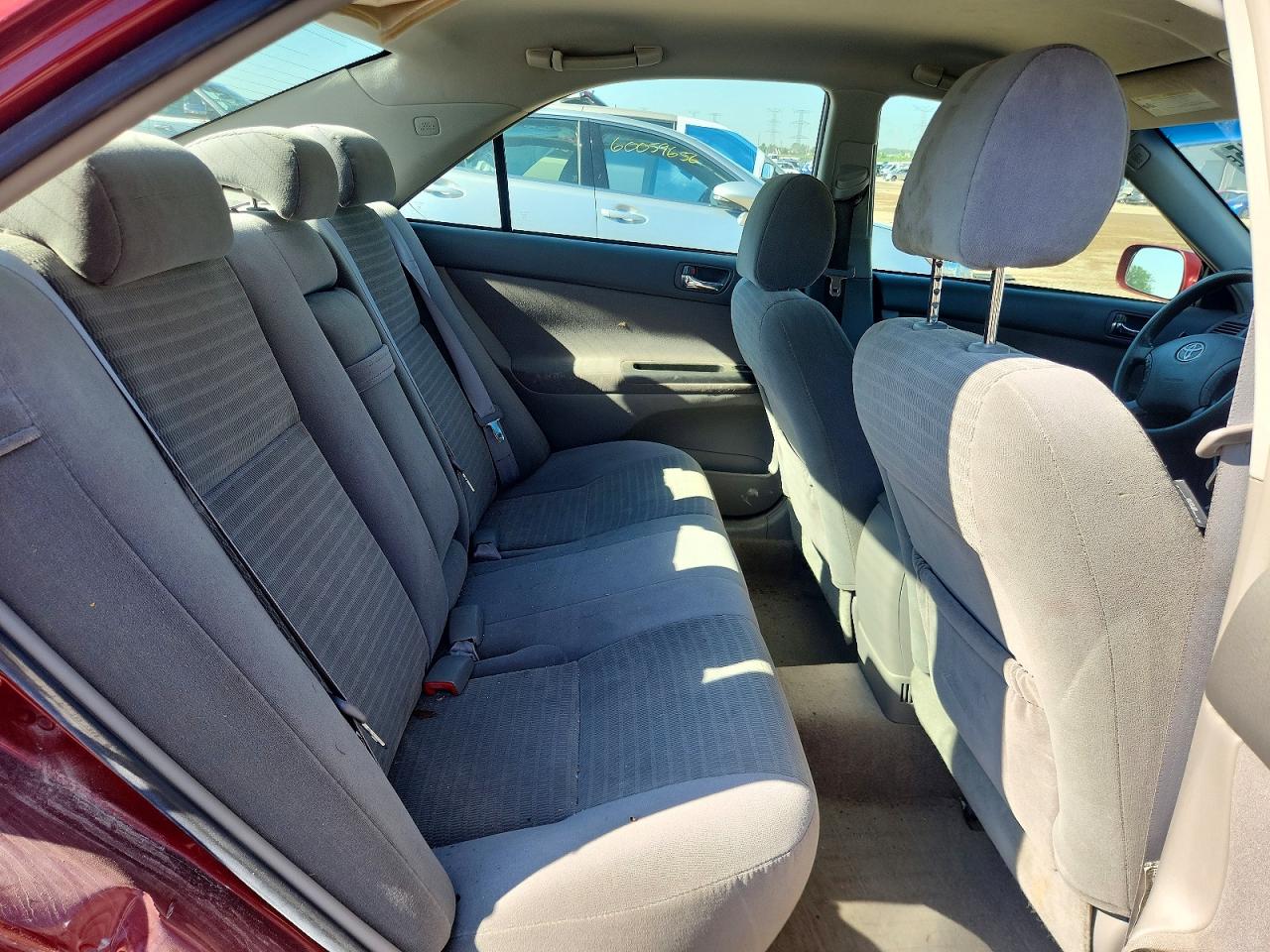 2006 Toyota Camry Le Red vin: 4T1BE30K56U125277