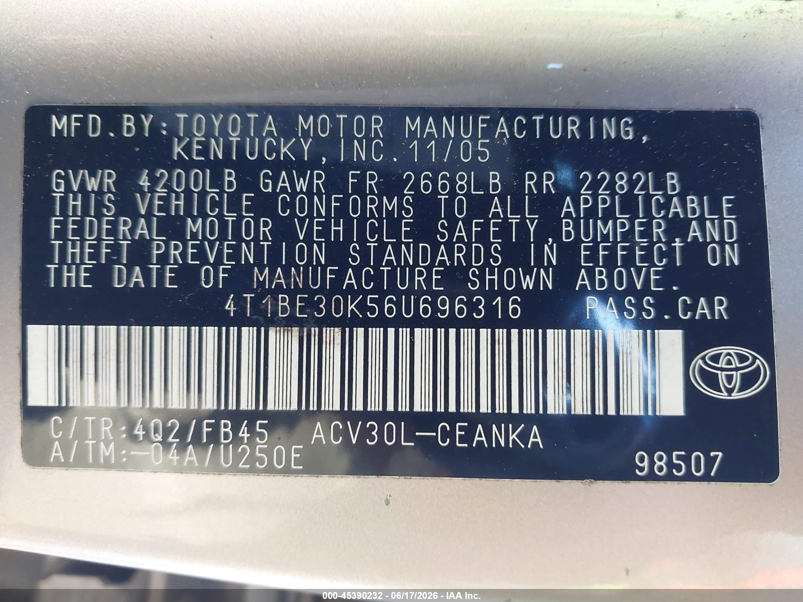 2006 Toyota Camry Le Gold vin: 4T1BE30K56U696316